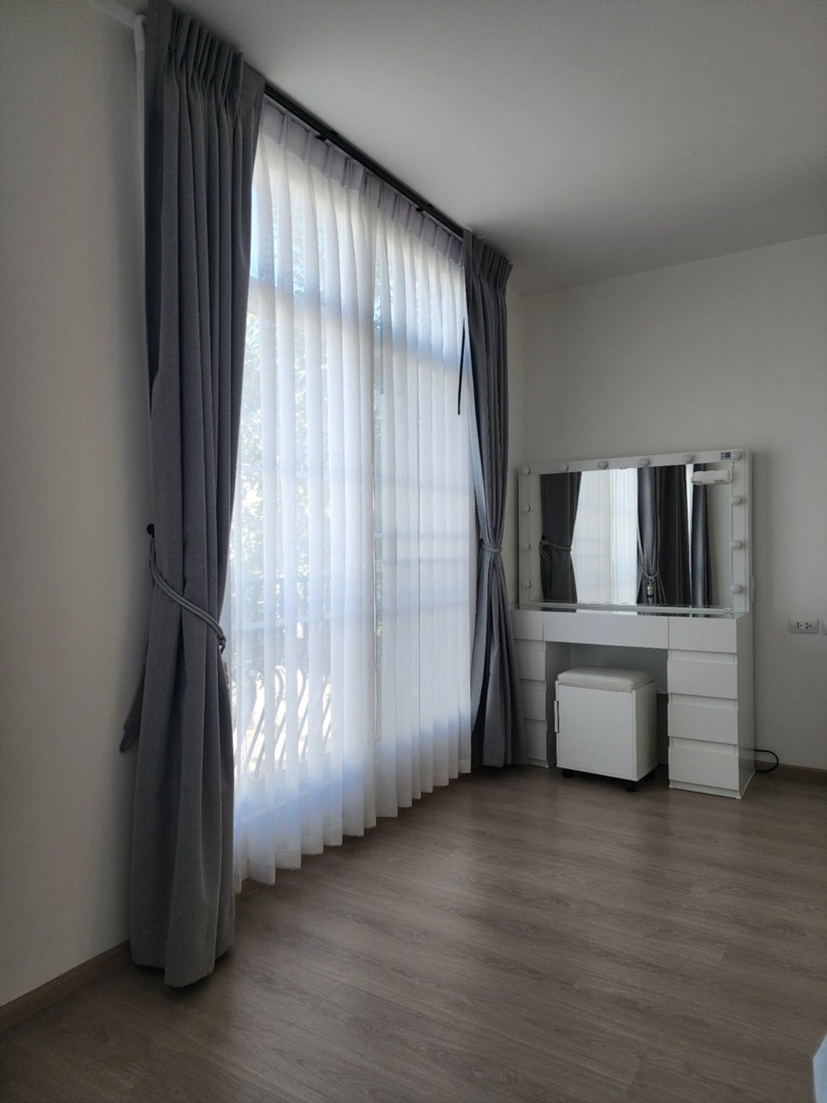 ให้เช่าทาวน์โฮมบางนา แบริ่ง ลาซาล : 💥ForRent💥Indy4 Bangna KM.7 🏡 Near Mega Bangna only 5 mins 🐶🐱 Pet Friendly* Ready to move in 🌟 Fully Furnished 🌟