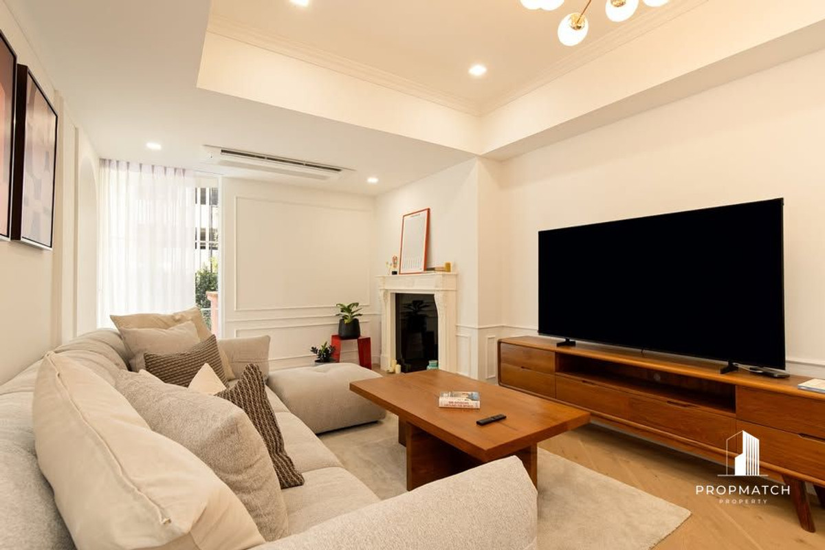 ขายคอนโดสุขุมวิท อโศก ทองหล่อ : ✨Flash Deal ✨Supalai Place Sukhumvit 39 ( 4Bed 3Bath 338SQM.) พร้อมอยู่ ! เพียง  32,000,000 บาท Tel.0981315848 @propmatch