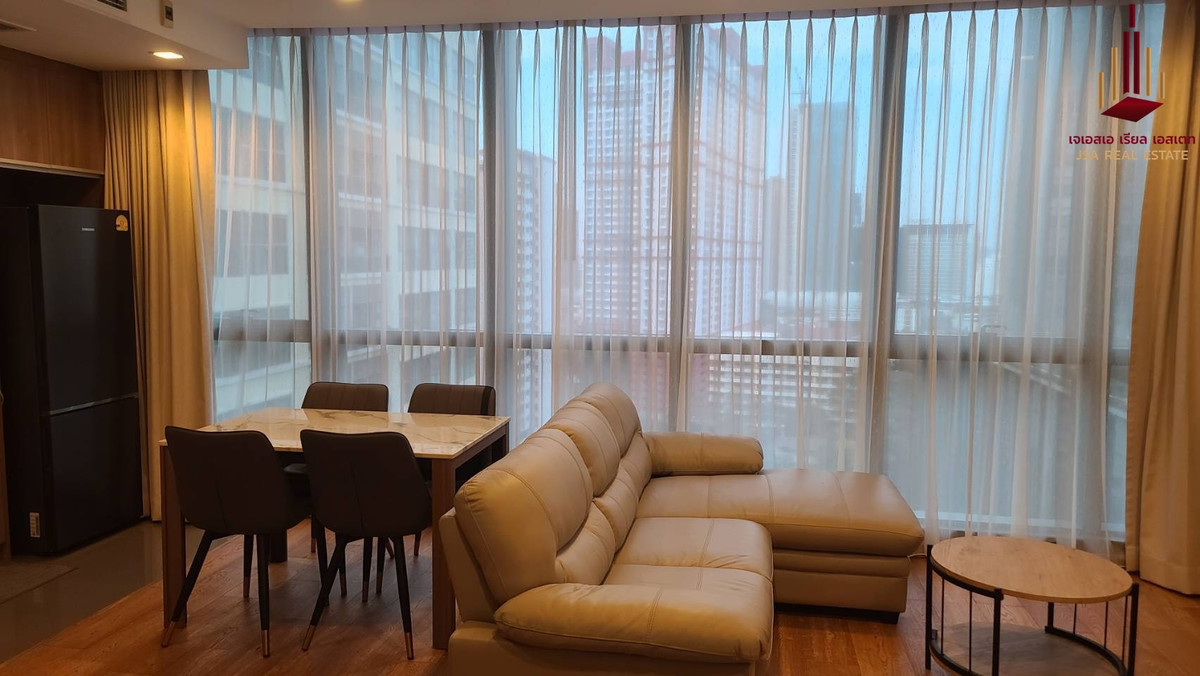 For SaleCondoRatchathewi,Phayathai : ✨ For Sale: Wish Signature Midtown Siam Condo ✨ 💰 Only 14,000,000 THB