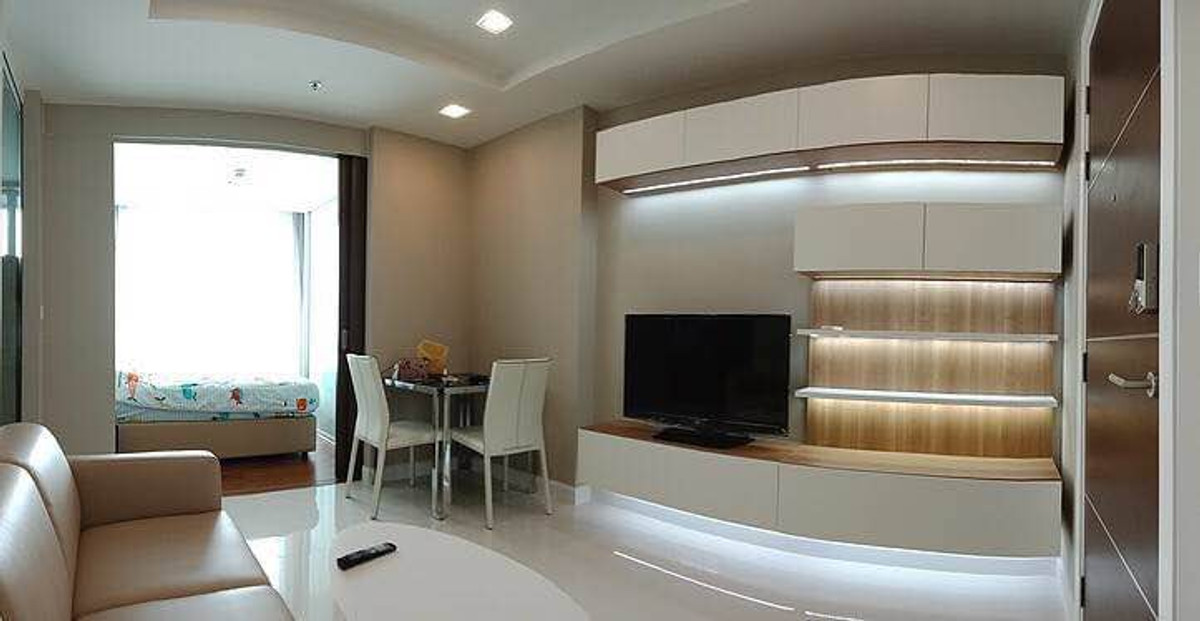 For RentCondoSamut Prakan,Samrong : 🔥 For rent The Metropolis Samrong Interchange 🔥 📍 near BTS Samrong 🚆 convenient travel