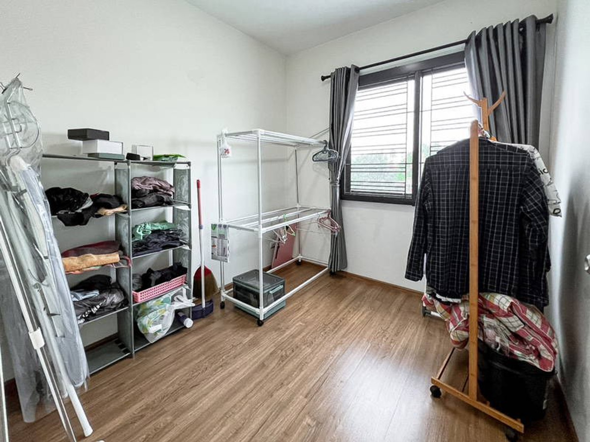 ขายทาวน์โฮมเสรีไทย-นิด้า : ขายด่วนทาวน์เฮ้าส์ 2 ชั้น Pleno ลาดพร้าว-เสรีไทย บ้านสวย เฟอร์นิเจอร์ครบ พร้อมหิ้วกระเป๋าเข้าอยู่ได้เลย (N.1961)