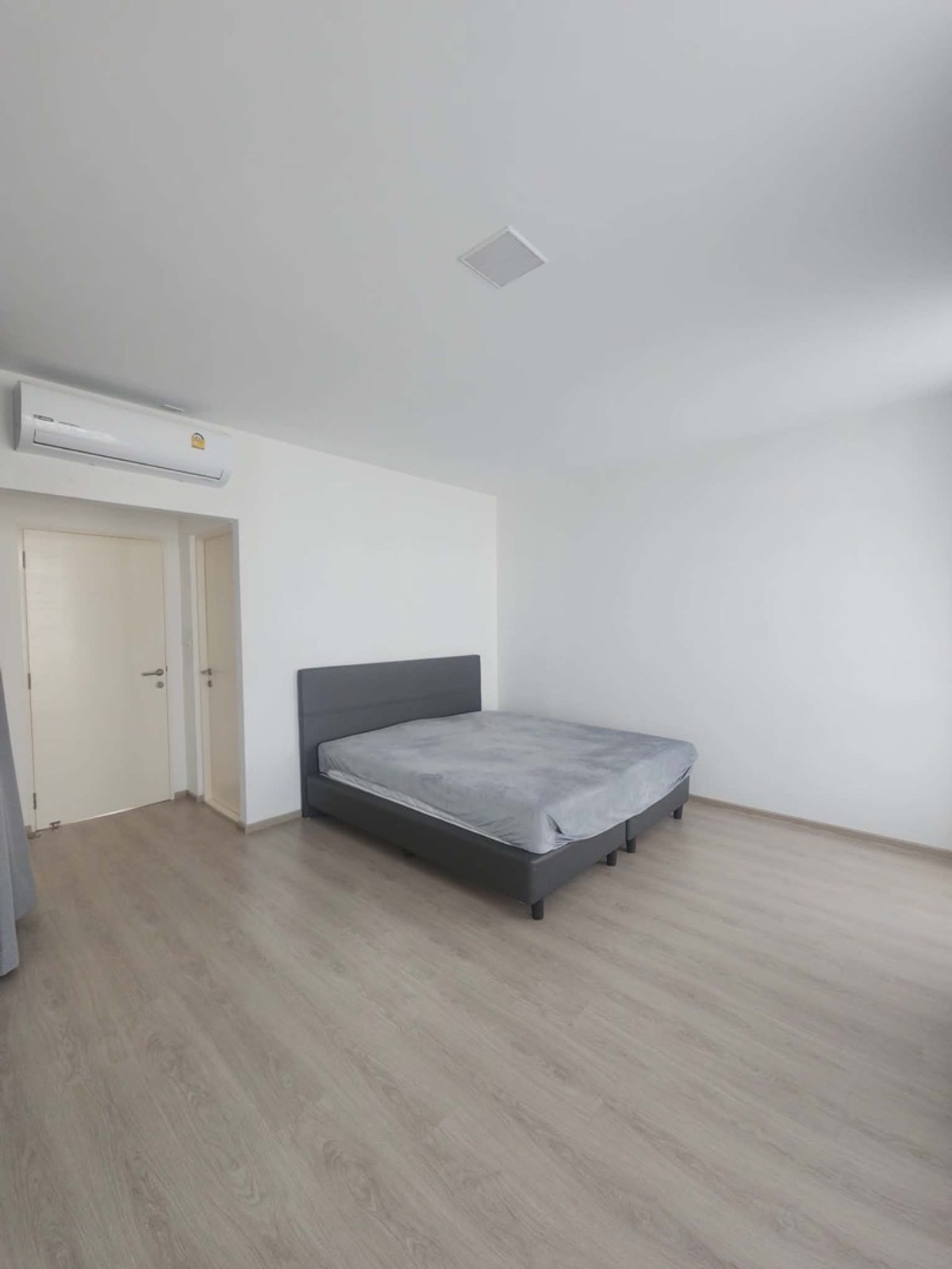 ให้เช่าทาวน์โฮมบางนา แบริ่ง ลาซาล : 💥ForRent💥Indy4 Bangna KM.7 🏡 Near Mega Bangna only 5 mins 🐶🐱 Pet Friendly* Ready to move in 🌟 Fully Furnished 🌟