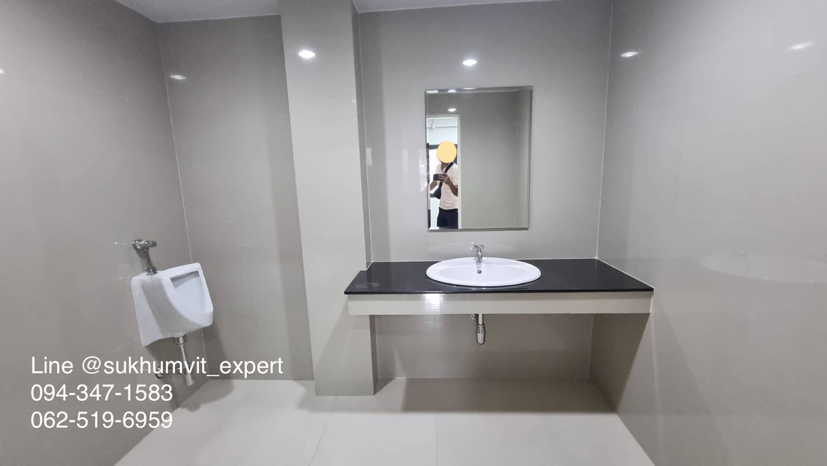 For RentOfficeSukhumvit, Asoke, Thonglor : For Rent: Commercial Space in Asok Area, Near BTS/MRT – 4th Floor, 120 sq.m.