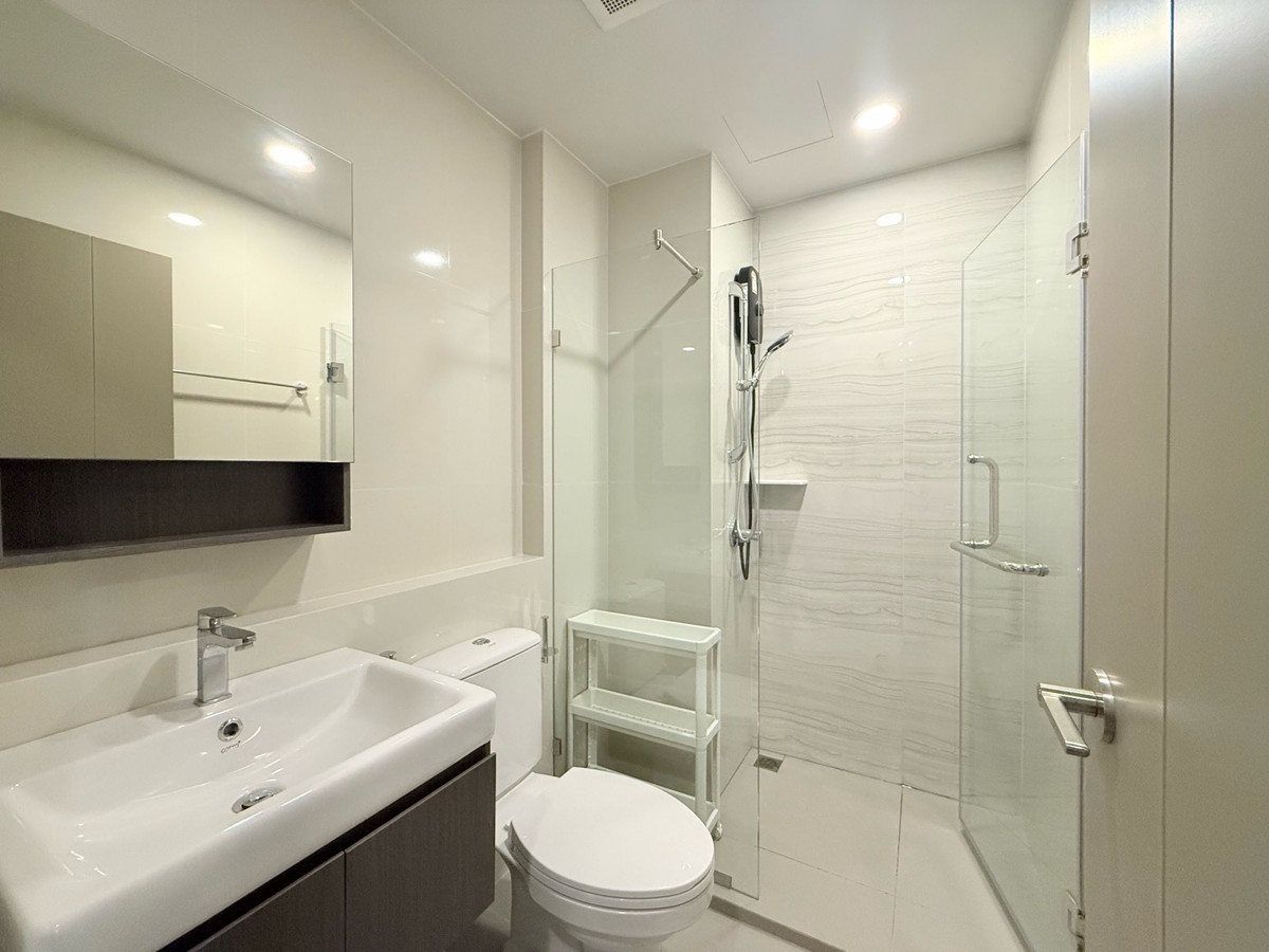 For RentCondoOnnut, Udomsuk : For rent: Aspire On Nut Station, BTS On Nut.