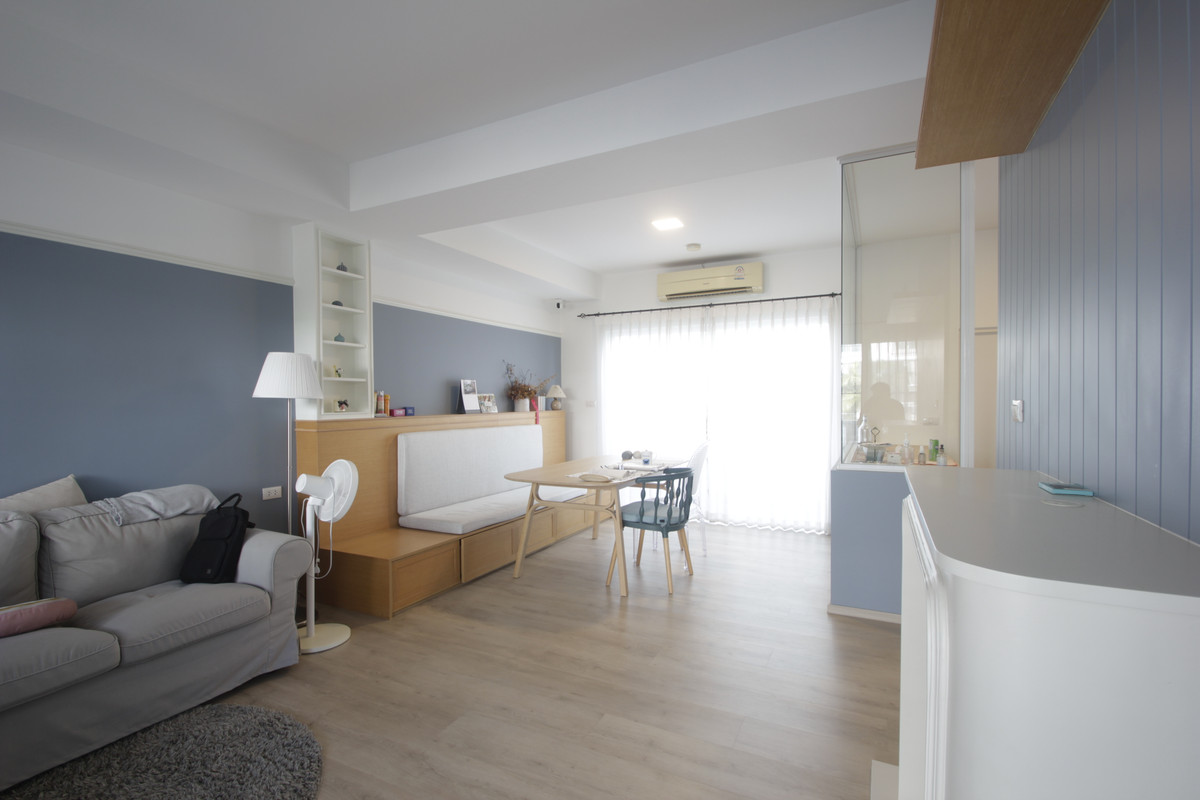 For SaleTownhomeRathburana, Suksawat : Townhouse Villaggio Pracha Uthit 90 Land and House House The house is ready to move in. Fully furnished and includes air conditioning, 21.4 sq m, at the beginning of the project, near Suksawat Expressway, Bang Phli, convenient travel, price negotiable.