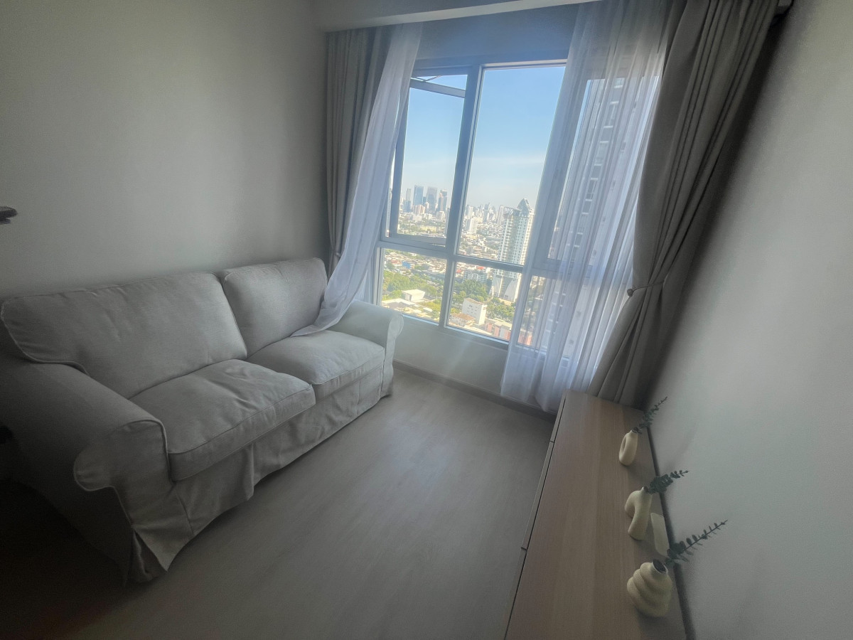 ขายคอนโดพระราม 3 สาธุประดิษฐ์ : ขายคอนโด  ลุมพินี เพลส วอเตอร์ คลิฟ ฺBTS-เซนต์หลุยส์ ช่องนนทรี เขต ยานนาวา กรุงเทพ CX-86808