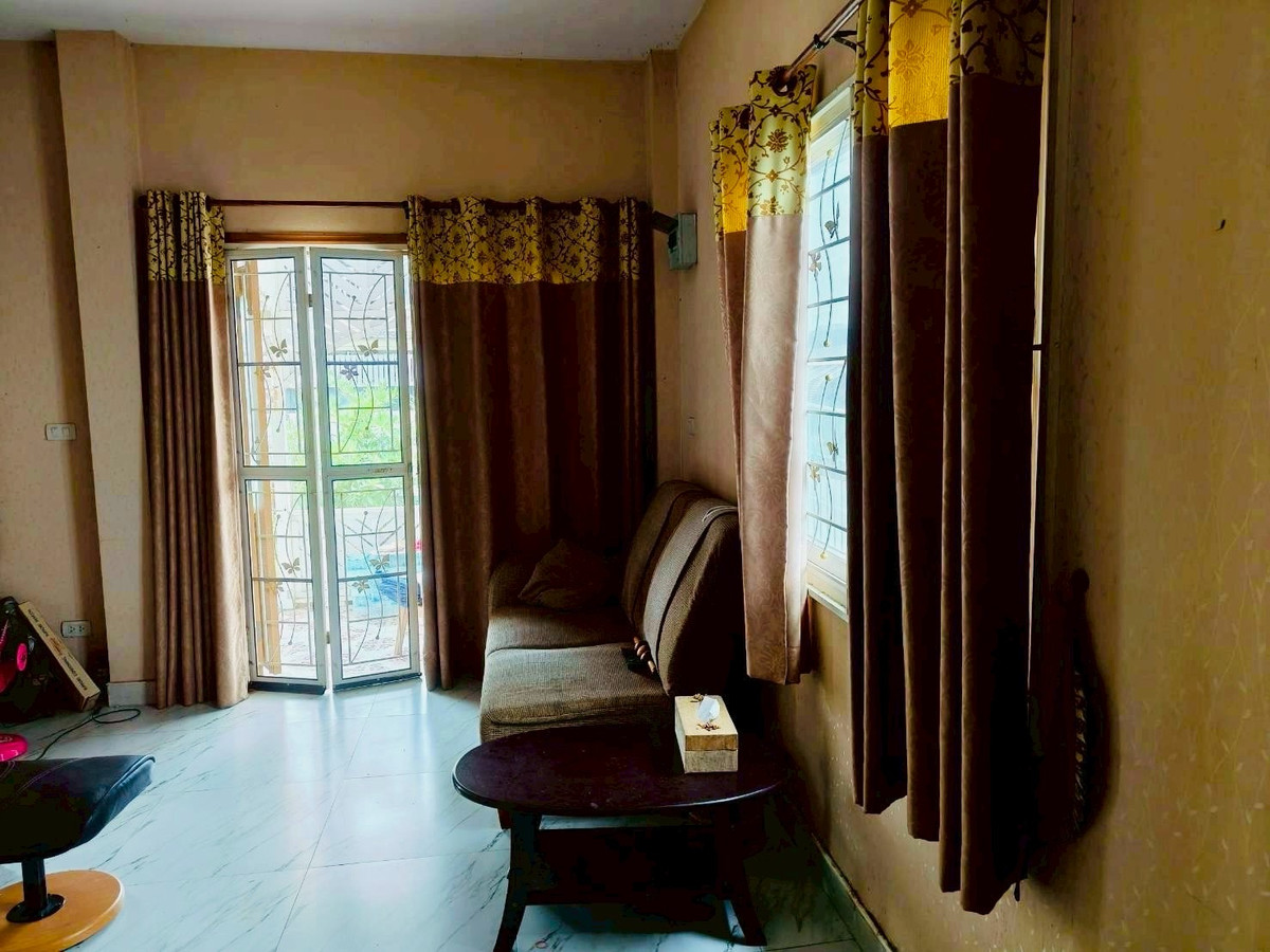 For SaleHouseChiang Mai : Khu Mueang detached house for sale In the city of Chiang Mai Near Chiang Mai Airport Code: H8155