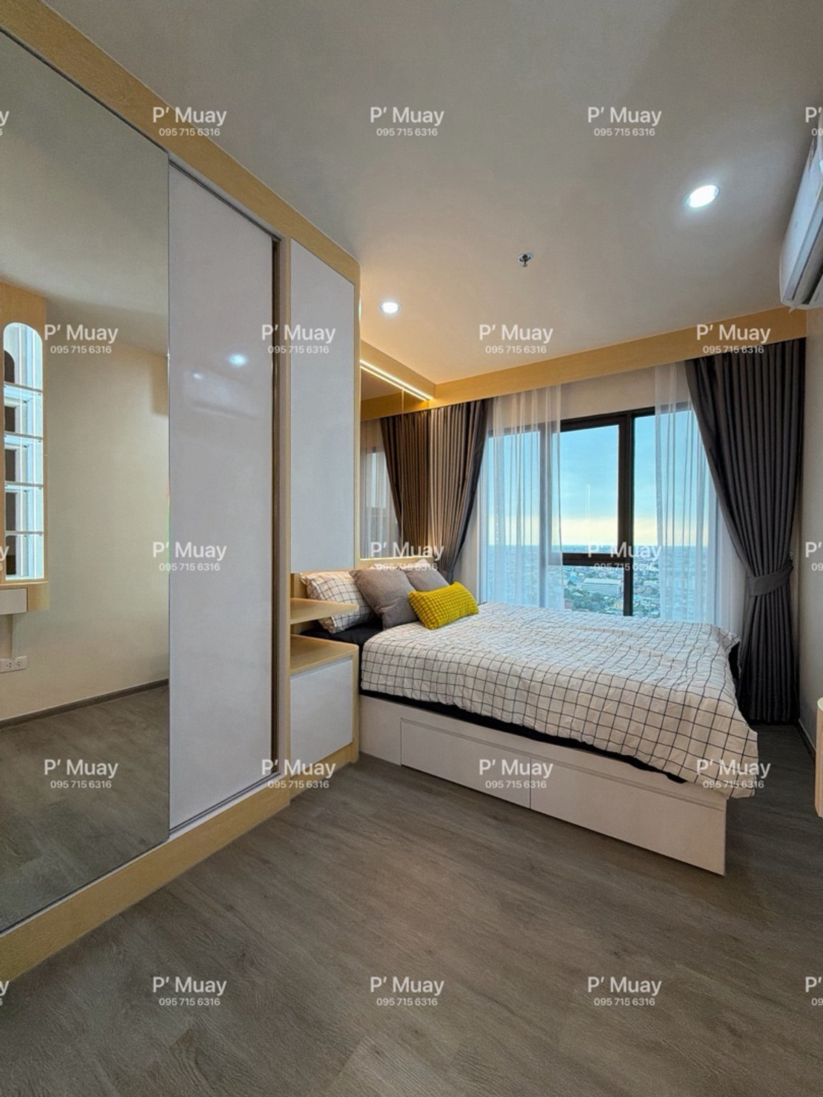 ให้เช่าคอนโดท่าพระ ตลาดพลู วุฒากาศ : ✅ พร้อมเข้าอยู่ ✅ จองได้ค่ะ

ให้เช่า ห้องสวย ไม้สว่าง วิวโล่ง 📱Digital door lock📱คชฟฟ.ครบ📍มีเครื่องซักผ้า  #รีเจ้นท์โฮมวุฒากาศ ❤️ค่าเช่า 11,000 บาท 
( ไม่ได้พร็อบนะคะ )