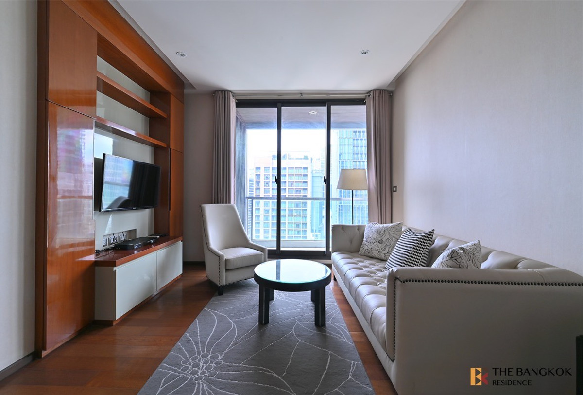 ให้เช่าคอนโดสุขุมวิท อโศก ทองหล่อ : For Rent - The Address Sukhumvit 28  - BTS Phromphong By Tina