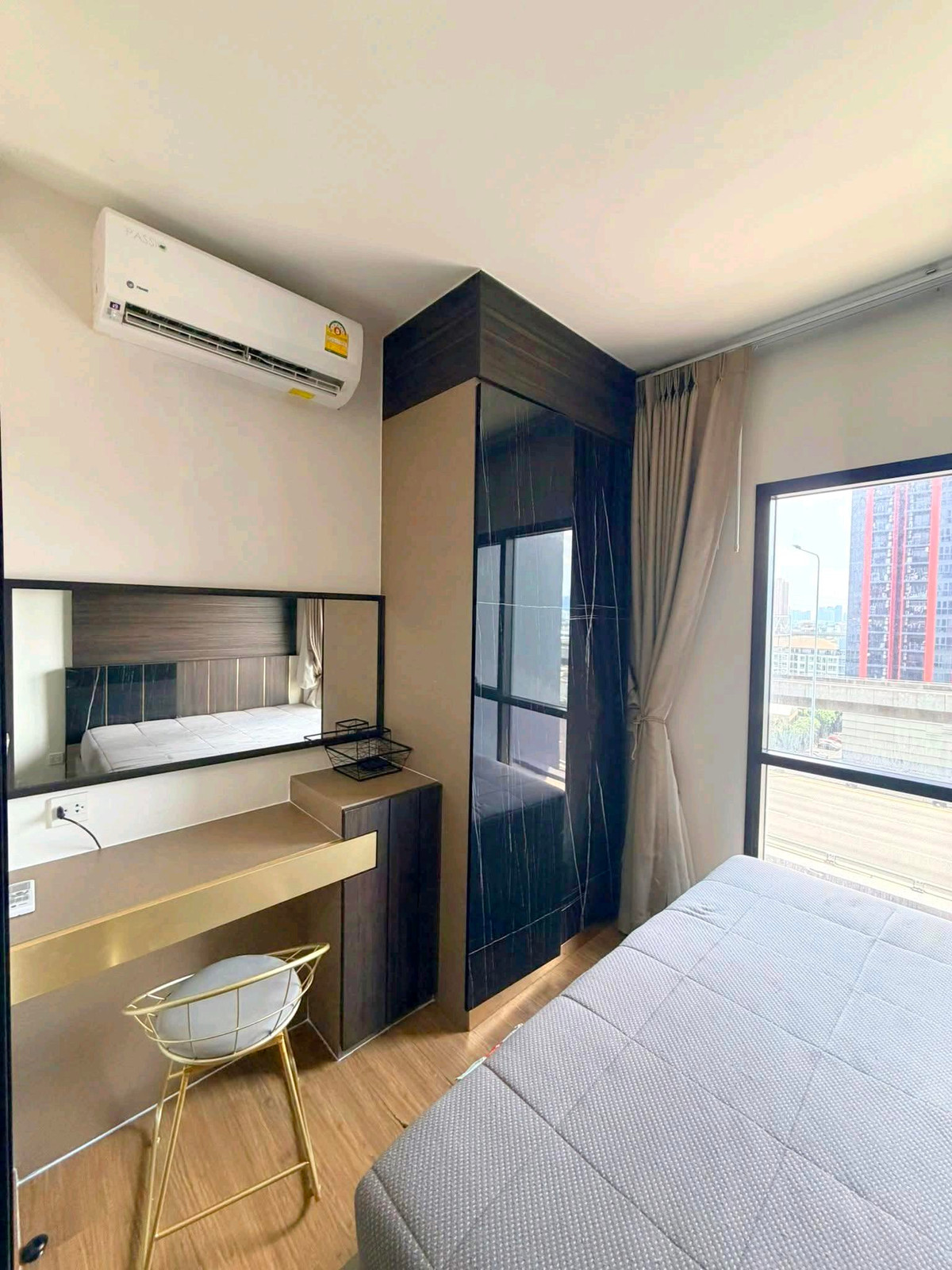 ให้เช่าคอนโดรามคำแหง หัวหมาก : 🔴16,000฿🔴 𝐌𝐞𝐭𝐫𝐢𝐬 𝐑𝐚𝐦𝐚 𝟗 - 𝐑𝐚𝐦𝐤𝐡𝐚𝐦𝐡𝐞𝐚𝐧𝐠┃เมทริส พระราม 9 - รามคำแหง ✅ ใกล้ Airport Link รามคำแหง ยินดีบริการ🙏สนใจทัก 𝙇𝙄𝙉𝙀 มานะคะ (ตอบไวมาก):​📱 รหัสทรัพย์​ 6812-2801📱: ไอดีไลน์:@bbcondo88