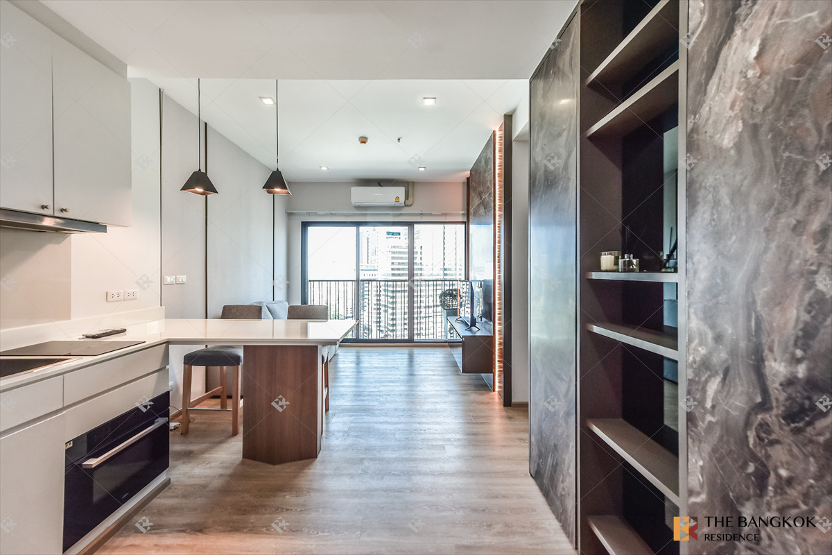 ให้เช่าคอนโดอารีย์ อนุสาวรีย์ : ห้อง Rare ด่วน แต่งสวยมาก Noble Reform 1 Bed 2 Bath | 63.39 sq.m Tel/WhatsApp: 096-327-2669 | Line: Nyla2669