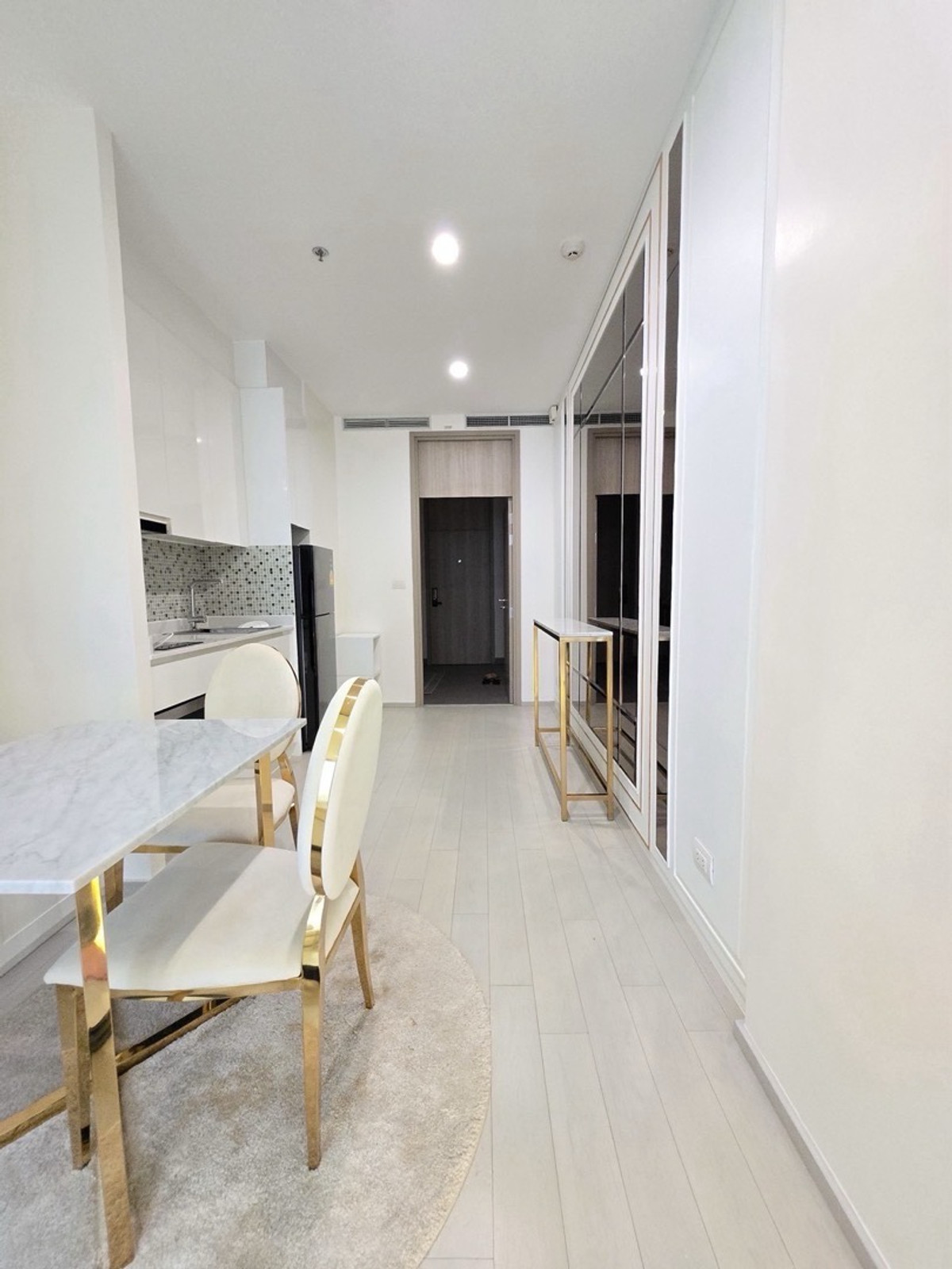 ให้เช่าคอนโดวิทยุ ชิดลม หลังสวน : ✨ For Rent ✨ Noble Ploenchit / 45 Sqm. / 9th Floor / Fully Furnished / 30,000 THB 🔥