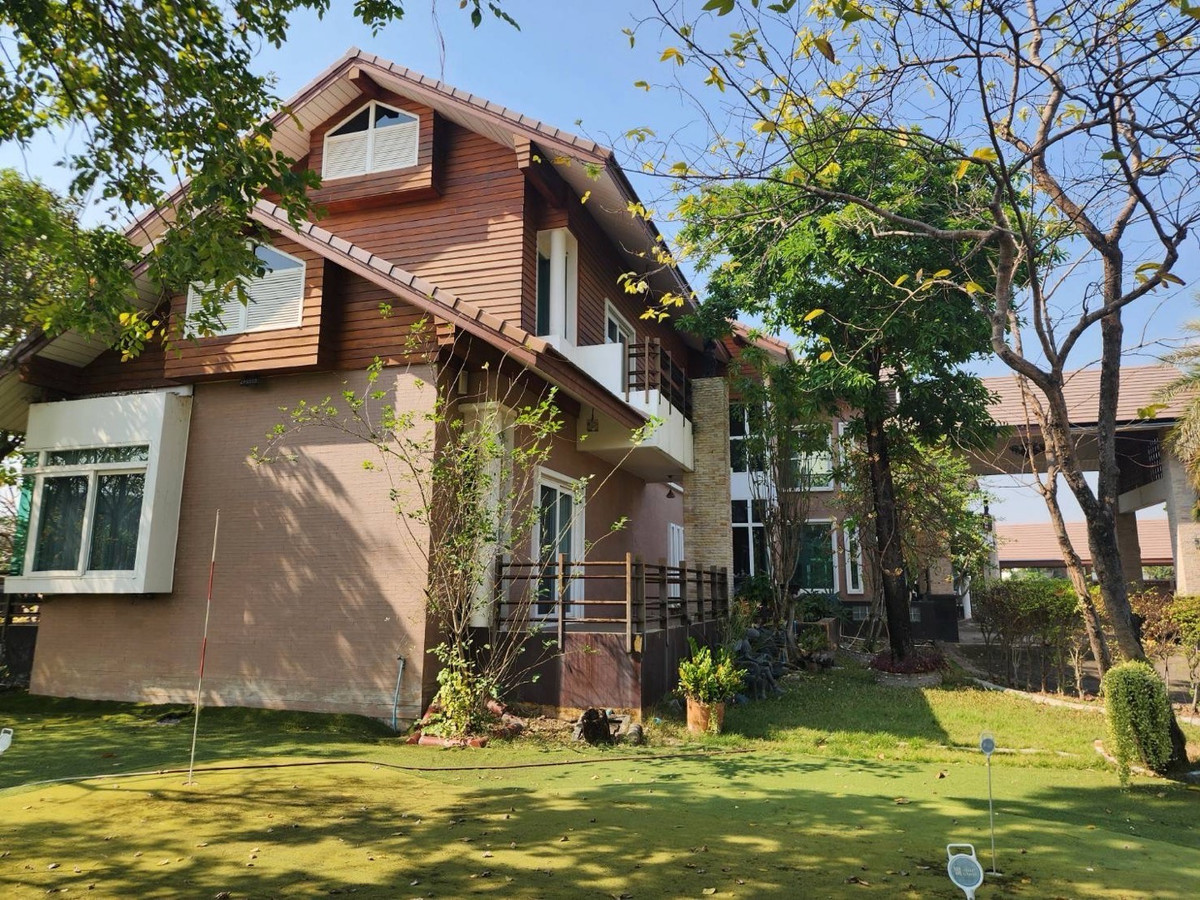 ขายบ้านบางนา แบริ่ง ลาซาล : คฤหาส์นในฝันของท่านนักกอล์ฟ ติด“Summit WindMill Gofl Clubในตำนาน”ใกล้สนามบินสุวรรณภูมิ ย่านนักธุรกิจชั้นนำ