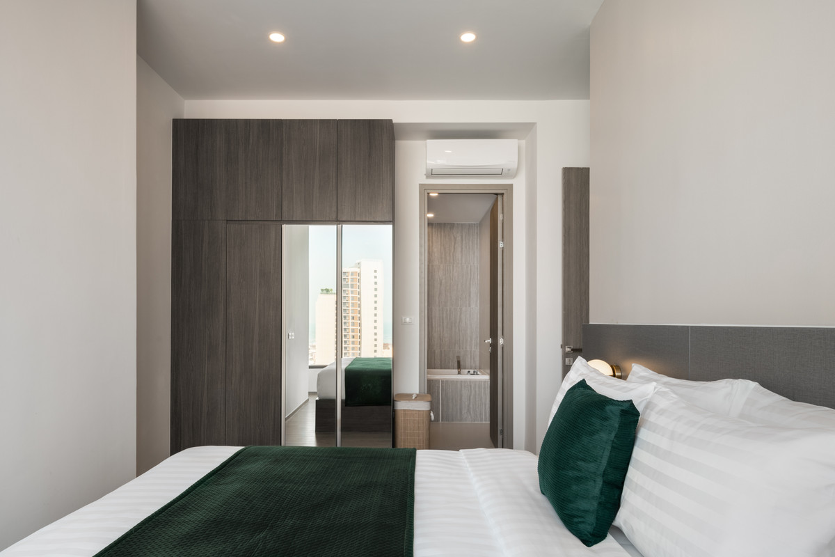 For RentCondoSriracha Laem Chabang Ban Bueng : 💎 Short term rental 🔥 Hampton Sriracha ❤️ 2 Bedroom I 57 SQM.