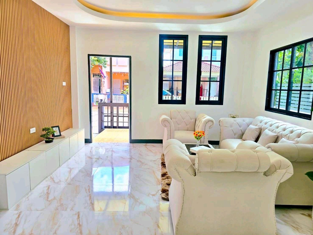 For SaleHouseNawamin, Ramindra : 2-storey semi-detached house for sale, Prompat Village, Greennova, Pink Line MRT. Fashion Island, The Promenade, Big C, Makro, Lotus, renovated and ready to move in.