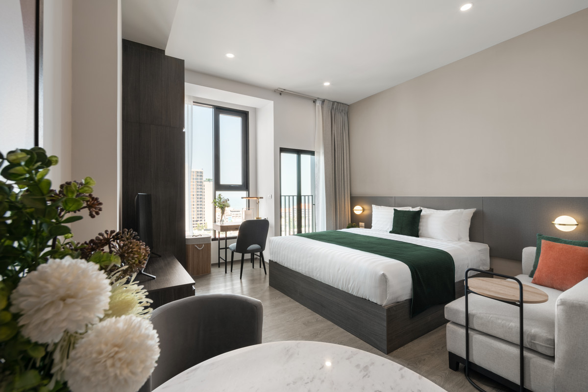 For RentCondoSriracha Laem Chabang Ban Bueng : 💎 Short term rental 🔥 Hampton Sriracha ❤️ Studio with Bathtub 28 SQM.