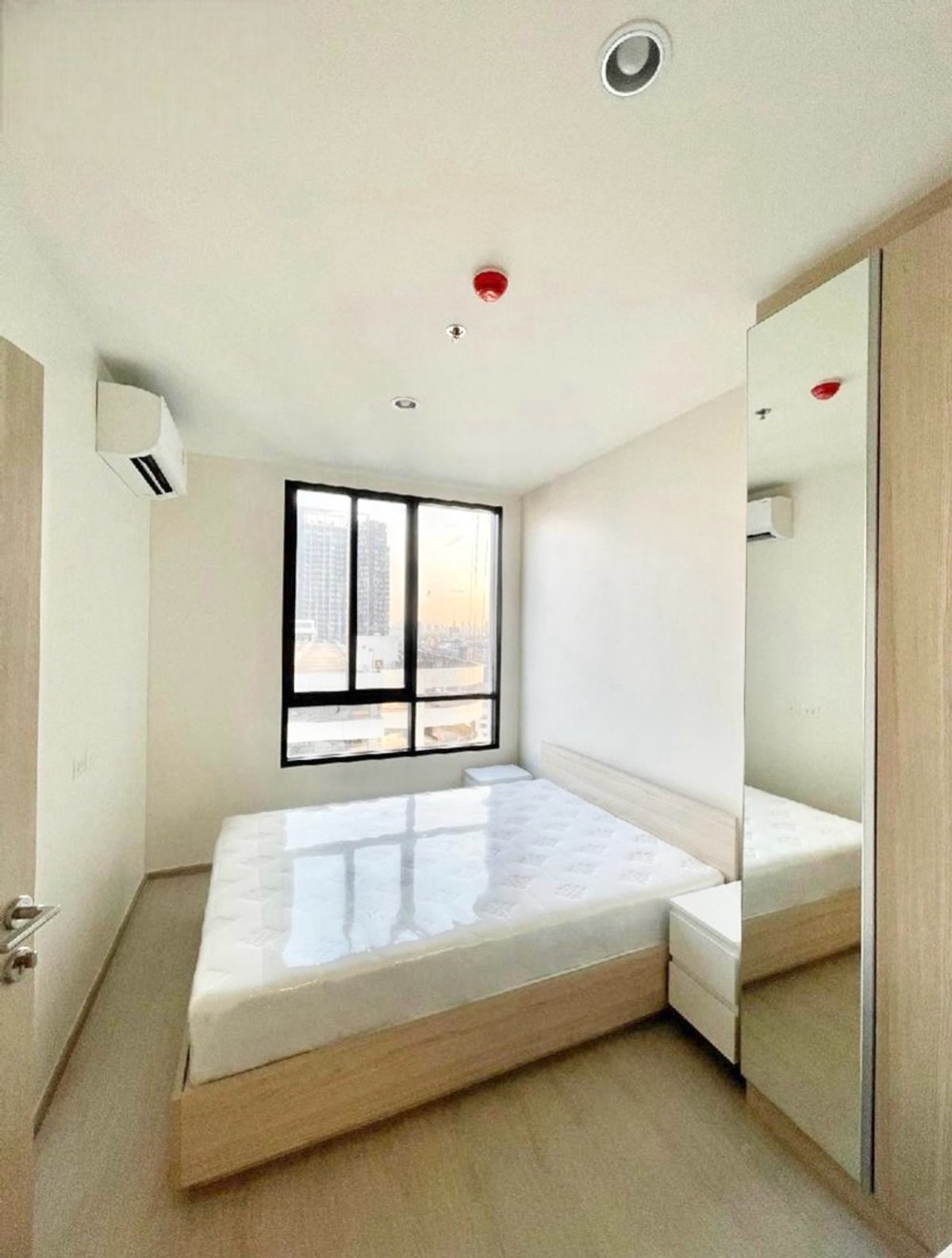 ขายคอนโดลาดพร้าว เซ็นทรัลลาดพร้าว : 📍🔥ขายด่วน! คอนโดติด MRT ลาดพร้าว Interchange NUE Noble Ratchada-Lat Phrao 🚆