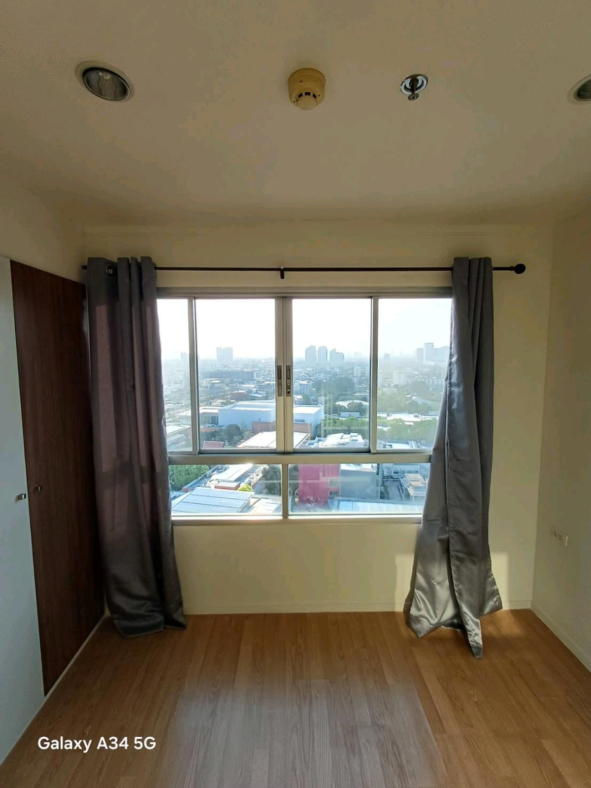 ขายคอนโดบางนา แบริ่ง ลาซาล : ขายต่ำกว่าราคาประเมินด่วน​ 1.06ล.​ คอนโด​ (ใกล้BTS​ + mrt)​ ลุมพินี วิลล์ ลาซาล - แบริ่ง ชั้นสูง​ วิวสวย