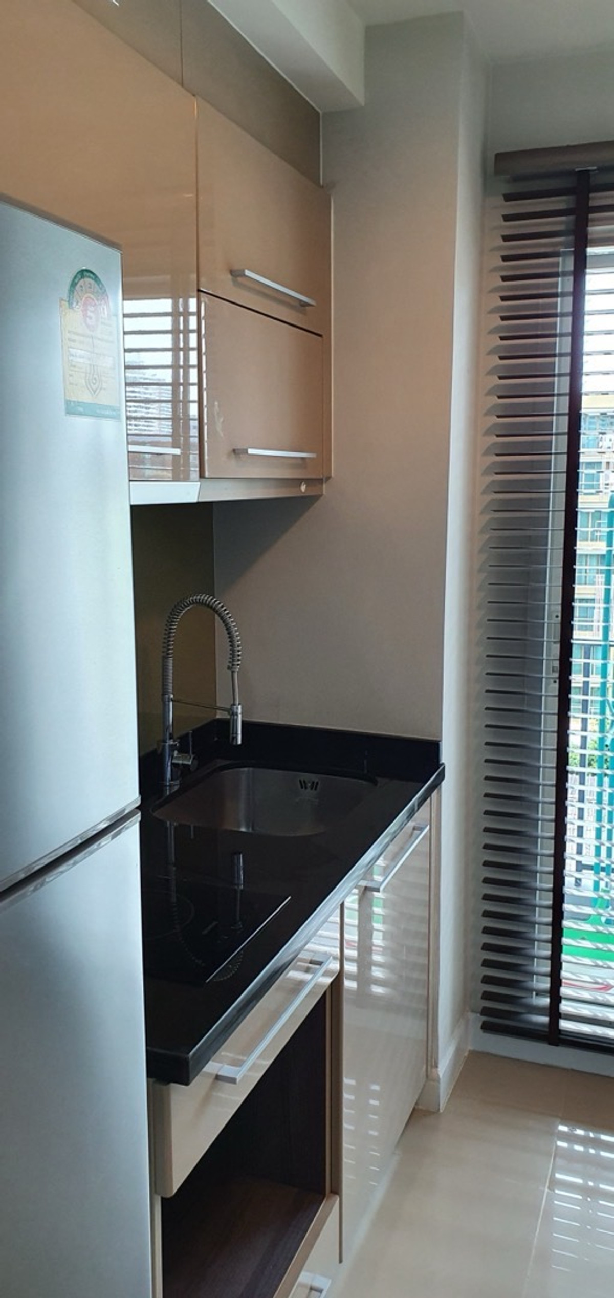 ขายคอนโดสุขุมวิท อโศก ทองหล่อ : ขายด่วน คอนโดพร้อมอยู่ The Crest Sukhumvit 49 - ใกล้ BTS พร้อมพงษ์
