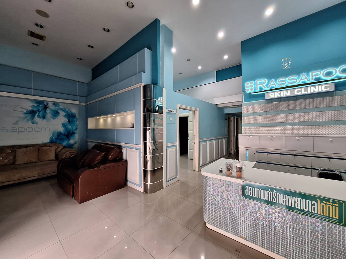 ให้เช่าอาคารพาณิชย์พระราม 2 บางขุนเทียน : ให้เช่า อาคารพาณิชย์ 4 ชั้น 2 คูหา เนื้อที่ 52 ตร.ว. โครงการธนบุรี คอมเพล็กซ์ พระราม 2 ใกล้เซ็นทรัลพระราม 2 ซอยพระราม 2 ซอย 60 ถนนพระราม2 เขตบางขุนเทียน กรุงเทพมหานคร