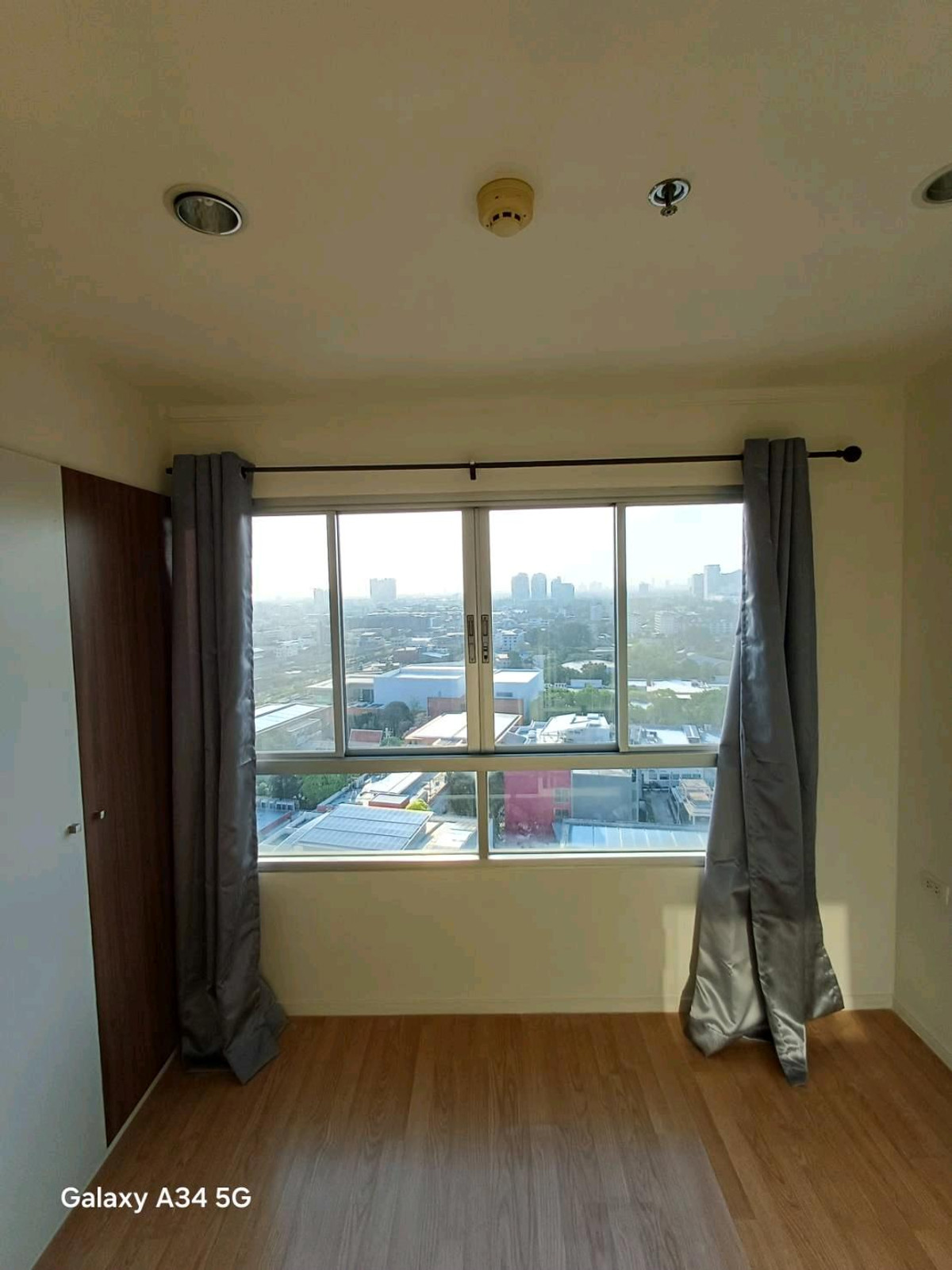 ขายคอนโดบางนา แบริ่ง ลาซาล : ขายต่ำกว่าราคาประเมินด่วน​ 1.06ล.​ คอนโด​ (ใกล้BTS​ + mrt)​ ลุมพินี วิลล์ ลาซาล - แบริ่ง ชั้นสูง​ วิวสวย