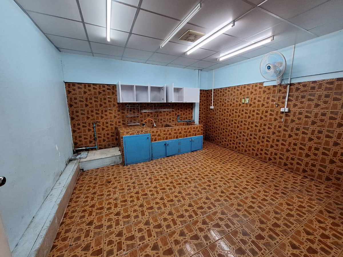 ให้เช่าอาคารพาณิชย์พระราม 2 บางขุนเทียน : ให้เช่า อาคารพาณิชย์ 4 ชั้น 2 คูหา เนื้อที่ 52 ตร.ว. โครงการธนบุรี คอมเพล็กซ์ พระราม 2 ใกล้เซ็นทรัลพระราม 2 ซอยพระราม 2 ซอย 60 ถนนพระราม2 เขตบางขุนเทียน กรุงเทพมหานคร