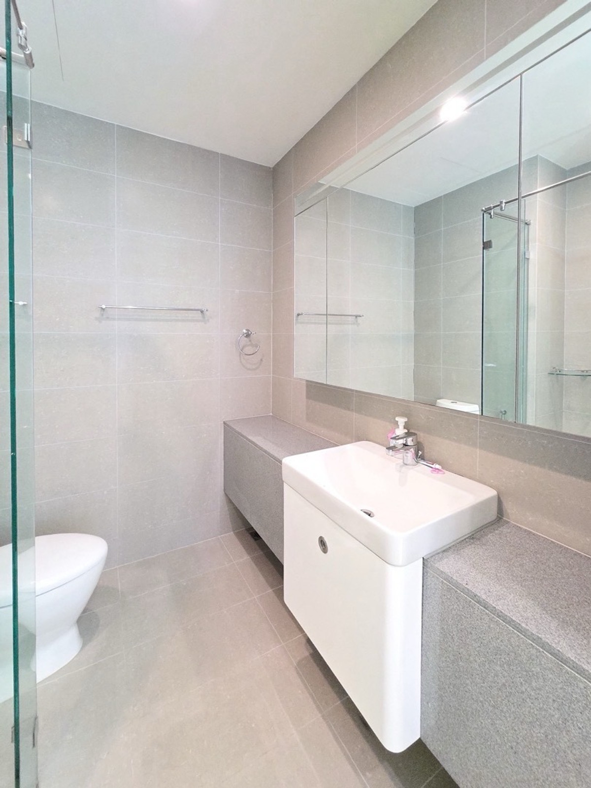 ให้เช่าคอนโดวิทยุ ชิดลม หลังสวน : ✨ For Rent ✨ Noble Ploenchit / 45 Sqm. / 9th Floor / Fully Furnished / 30,000 THB 🔥