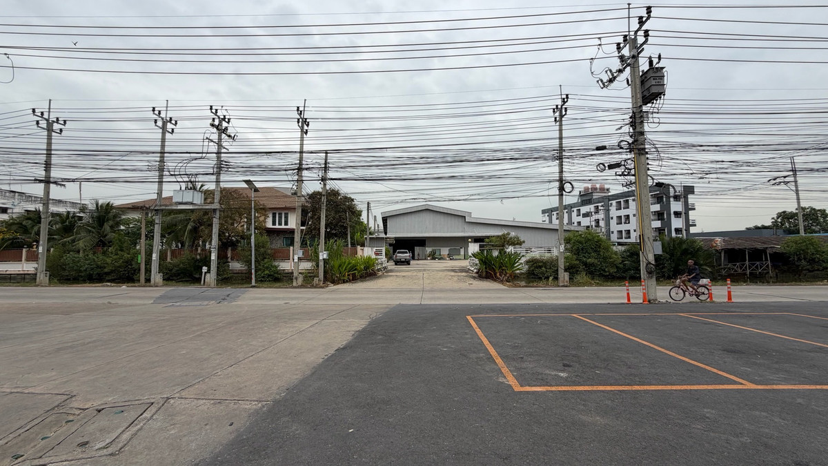 For RentFactoryRathburana, Suksawat : For rent: Purple City Planning Factory Along Suksawat Road 84, ready for immediate production | Large vehicles can enter and exit | Complete certificate of Ror.Ngor.4