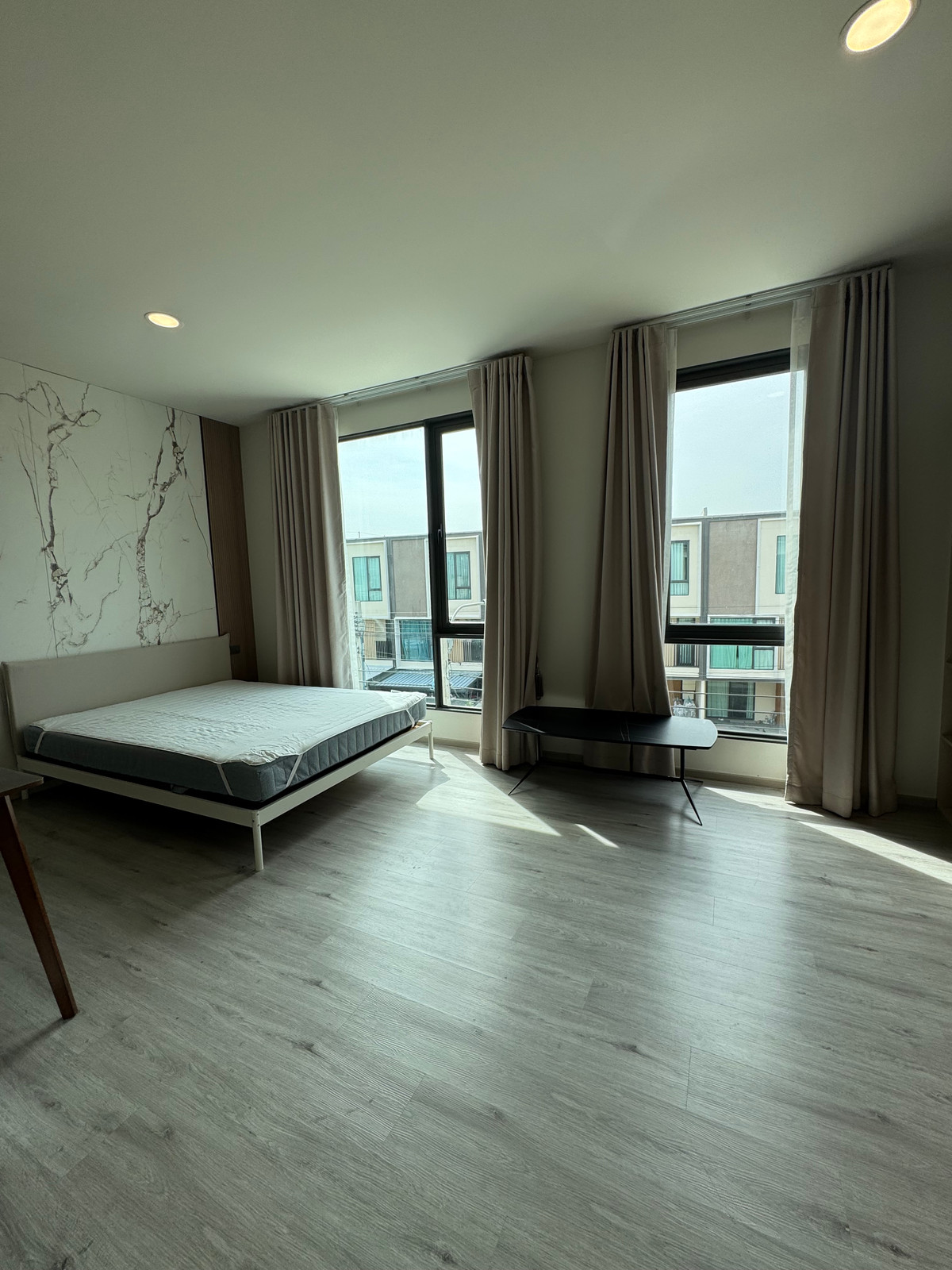 ให้เช่าบ้านบางนา แบริ่ง ลาซาล : Altitude Kraf Bangna ✅ ว่างให้เช่า 6 ห้องนอน ! 💳 ค่าเช่า 90,000 บาท/เดือน 🏡 3 ชั้น 6 ห้องนอน 336 ตร.ม. (40 ตร.ว.) 🤝 ยินดีรับ Co-Agent