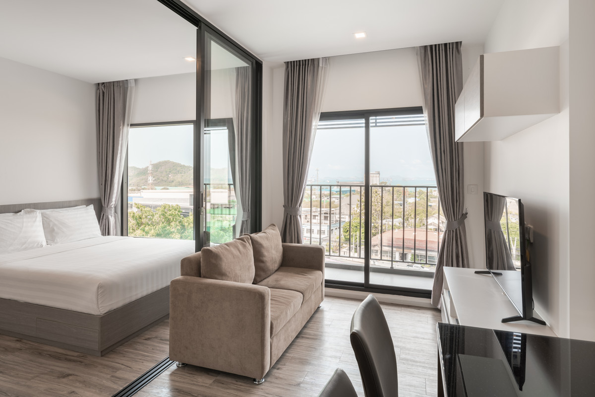 ให้เช่าคอนโดพัทยา บางแสน ชลบุรี สัตหีบ : 🔥 เช่าระยะสั้น ❤️  HAMPTON DELUXE OCEAN SRIRACHA 💎 1 Bedroom I 35 SQM.