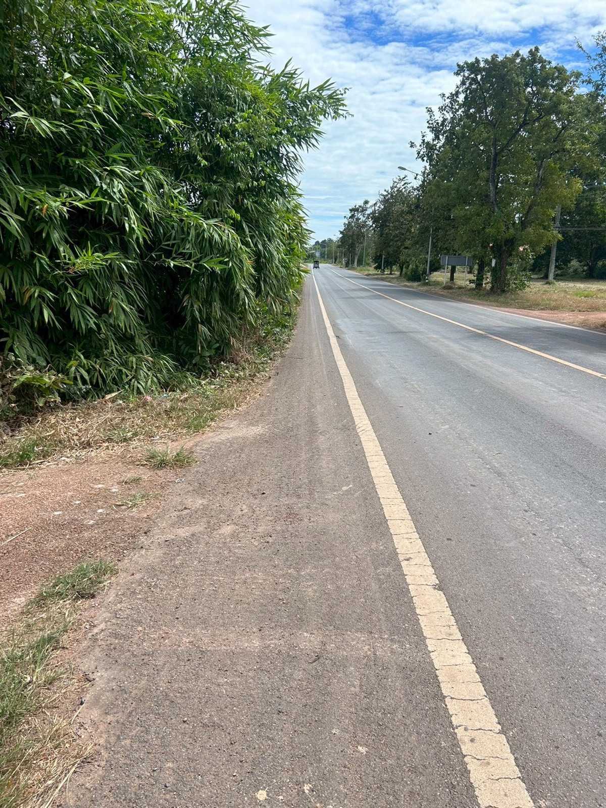 ขายที่ดินปราจีนบุรี : ขายที่ดินเปล่า 21-0-31 ไร่ ติดถนนสุวรรณเกสร ต.โพธิ์งาม อ.ประจันตคาม จ.ปราจีนบุรี ราคา 22,000,000 บาท