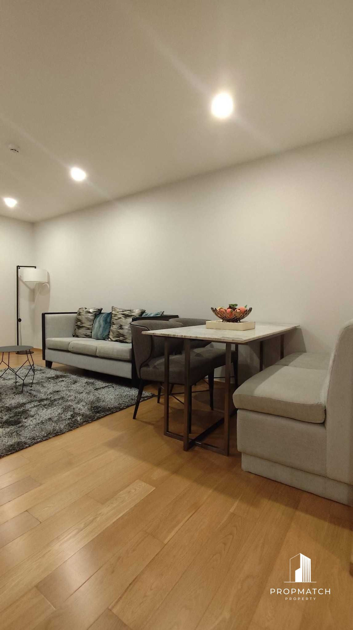 For RentCondoWitthayu, Chidlom, Langsuan, Ploenchit : ✨Flash Deal ✨Na Vara Residence Langsuan (2Bed 1Bath 62.21SQM.) ready to move in! Only 50,000 baht per month Tel.0981315848 @propmatch