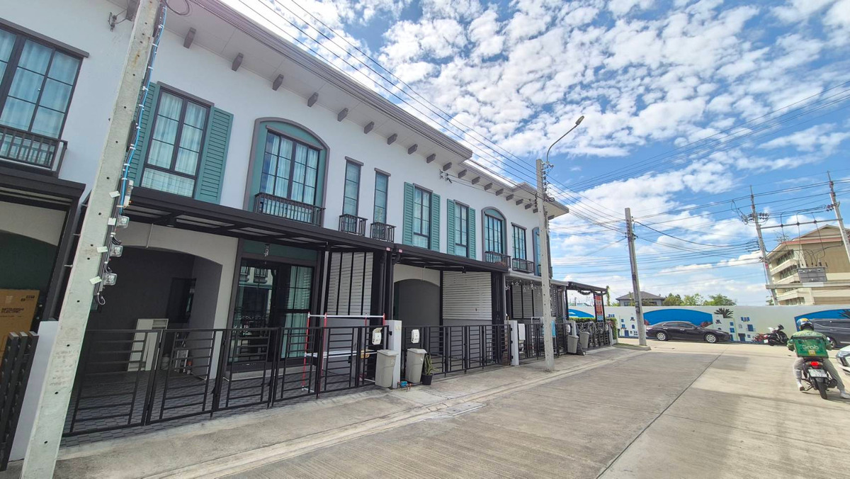 ให้เช่ามีนบุรี-ร่มเกล้า : ให้เช่าทาวน์โฮมใหม่ อณาสิริ รามคำแหง เฟอร์ครบ ใกล้ทางด่วน และรถไฟฟ้า MRT ราษฎร์พัฒนา