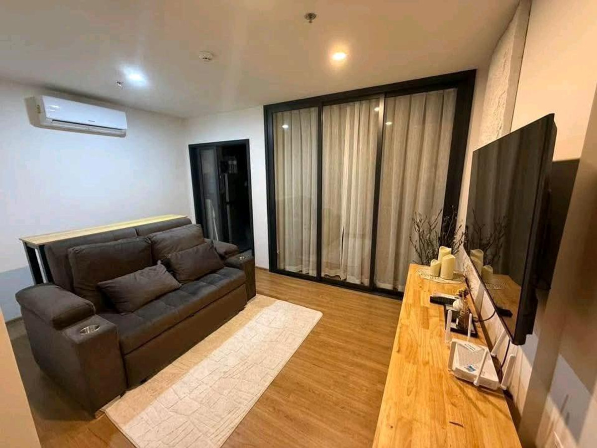 For RentCondoLadprao, Central Ladprao : ✨ New room, fully furnished, ready to move in 📍 Location near BTS Lat Phrao Intersection 300 m., MRT Phahon Yothin 700 m.