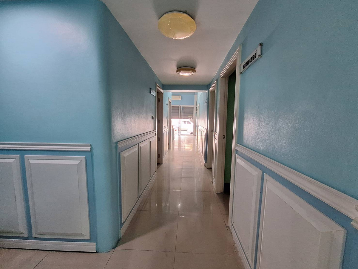 ให้เช่าอาคารพาณิชย์พระราม 2 บางขุนเทียน : ให้เช่า อาคารพาณิชย์ 4 ชั้น 2 คูหา เนื้อที่ 52 ตร.ว. โครงการธนบุรี คอมเพล็กซ์ พระราม 2 ใกล้เซ็นทรัลพระราม 2 ซอยพระราม 2 ซอย 60 ถนนพระราม2 เขตบางขุนเทียน กรุงเทพมหานคร