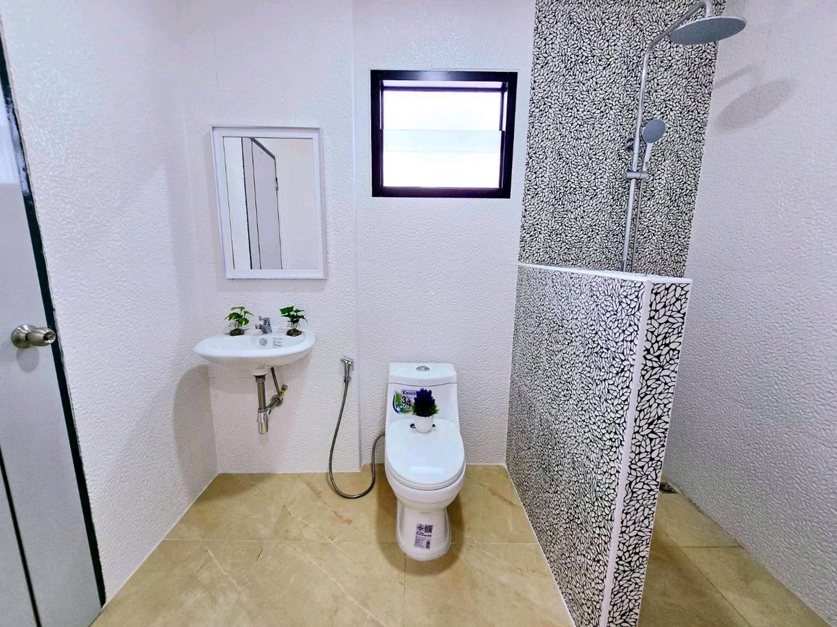 For SaleHouseNawamin, Ramindra : 2-storey semi-detached house for sale, Prompat Village, Greennova, Pink Line MRT. Fashion Island, The Promenade, Big C, Makro, Lotus, renovated and ready to move in.