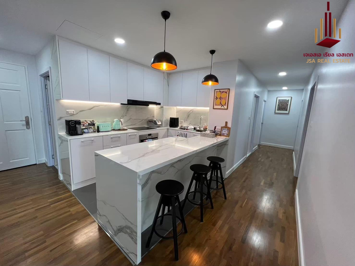 For RentCondoNana, North Nana,Sukhumvit13, Soi Nana : ✨ For Rent: Baan Siri Sukhumvit 13 Condo ✨ 💰 Only 50,000 THB/month