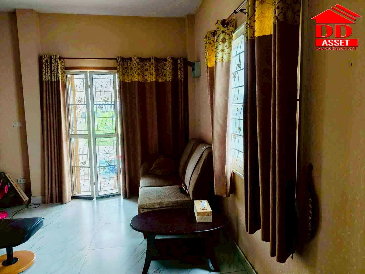 ขายบ้านเชียงใหม่ : ขายบ้านเดี่ยวคูเมือง ในตัวเมืองเชียงใหม่ ใกล้สนามบินเชียงใหม่ รหัส : H8155