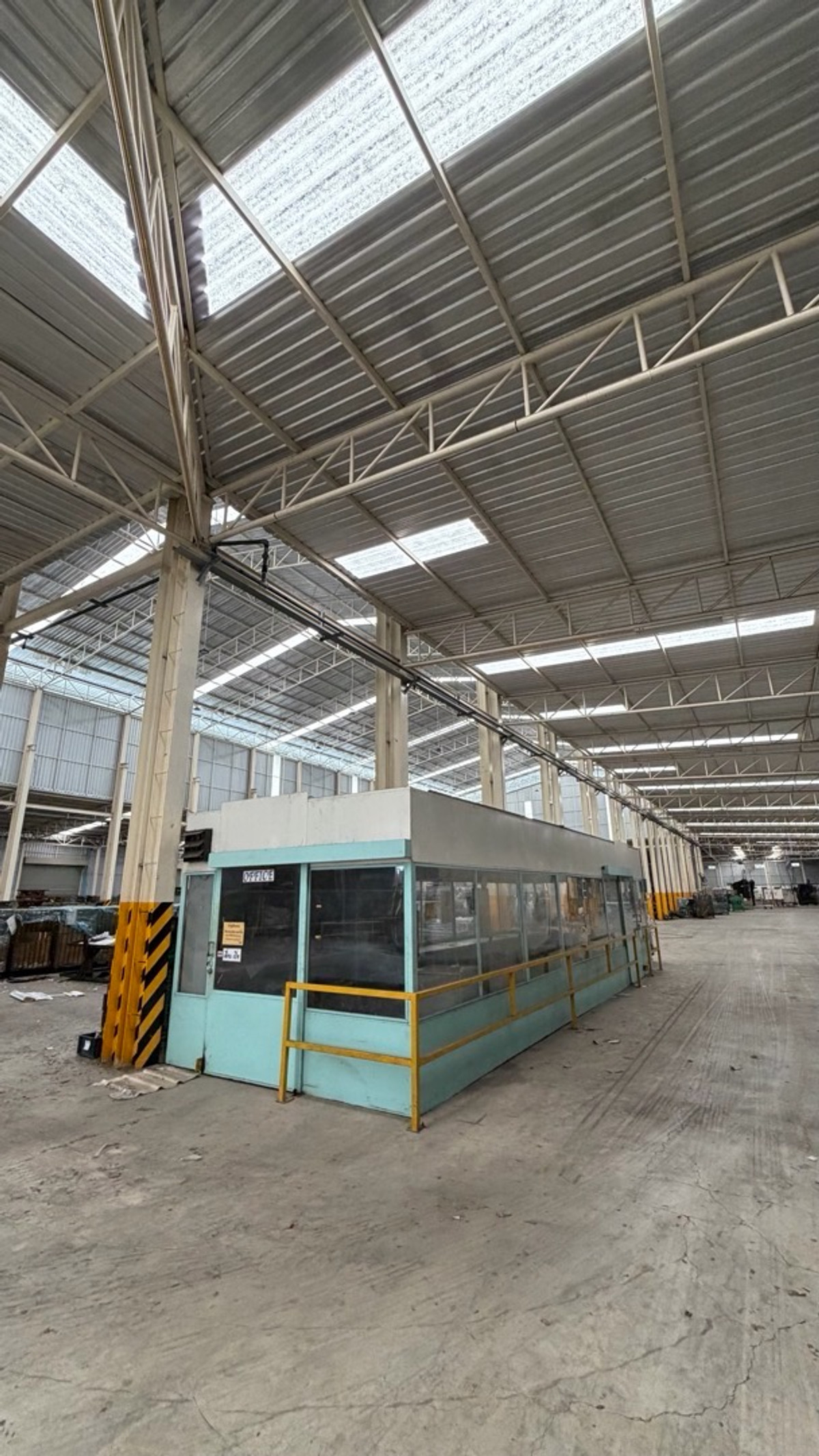 For RentFactoryRathburana, Suksawat : For rent: Purple City Planning Factory Along Suksawat Road 84, ready for immediate production | Large vehicles can enter and exit | Complete certificate of Ror.Ngor.4
