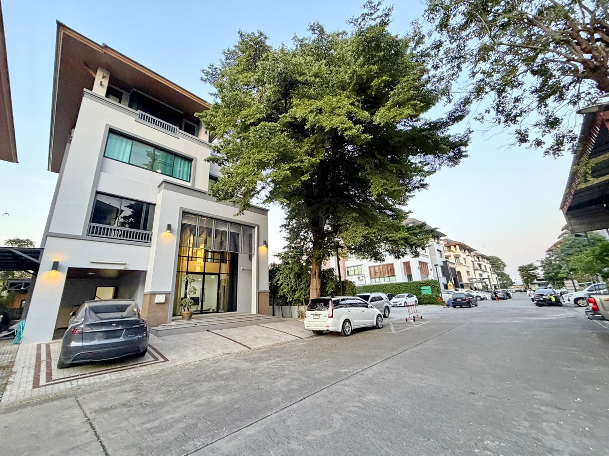 ให้เช่าโฮมออฟฟิศรัชดา ห้วยขวาง : HK0202♛โฮมออฟฟิศ ให้เช่า 6 ห้องนอน⚝รัชดา-ห้วยขวาง♜MRTศูนย์วัฒนธรรม∞099-5919653,065-9423251▚Line@sureresidence