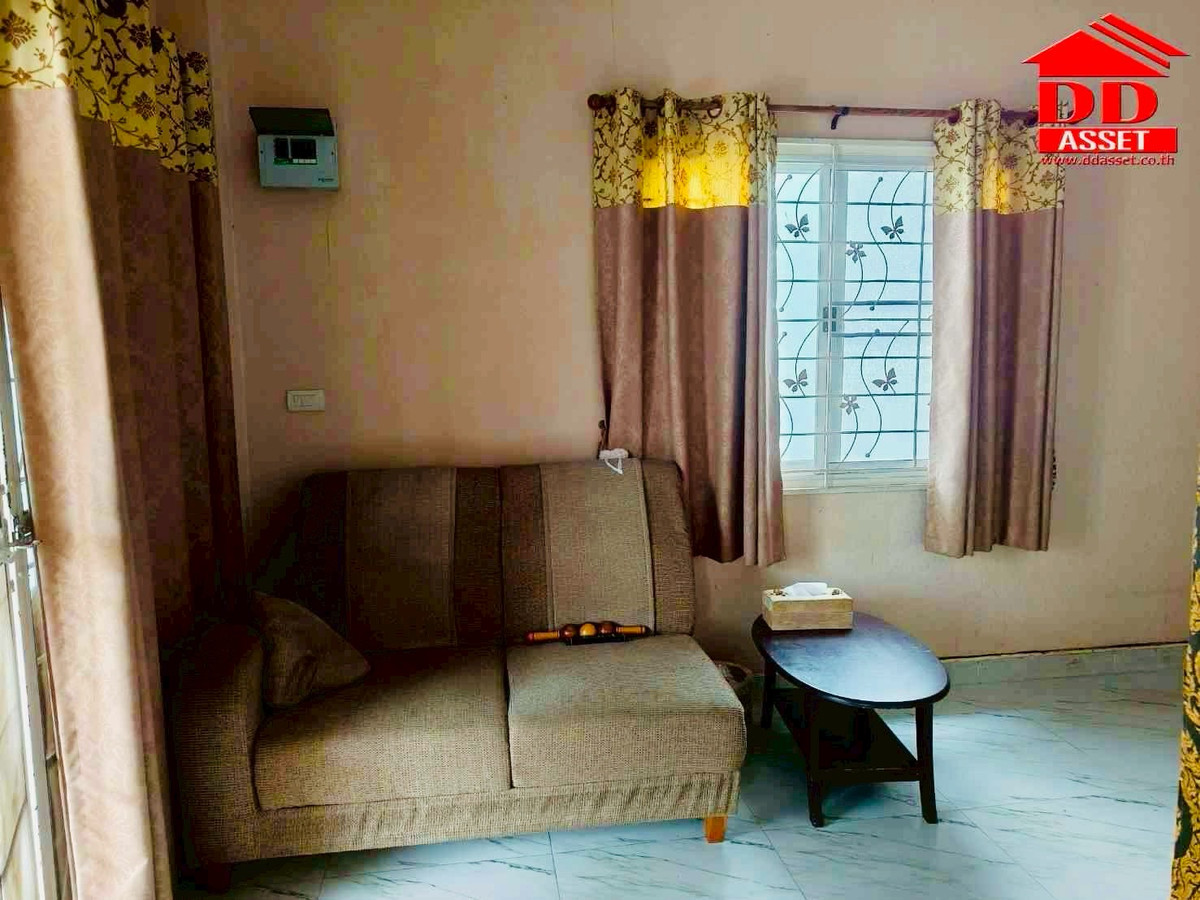 For SaleHouseChiang Mai : Khu Mueang detached house for sale In the city of Chiang Mai Near Chiang Mai Airport Code: H8155