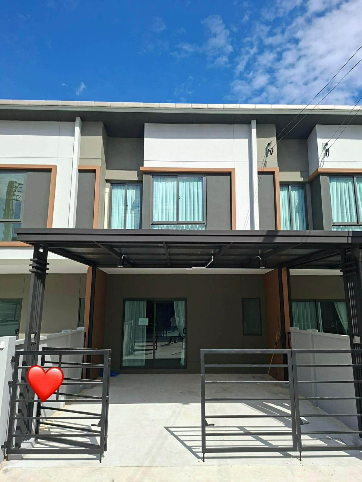 ให้เช่าทาวน์โฮมปทุมธานี รังสิต ธรรมศาสตร์ : ME2500456 ทาวน์โฮมให้เช่า Pleno Town พหลโยธิน-วิภาวดี​ เฟอร์ครบ แอร์ทั้งหลัง