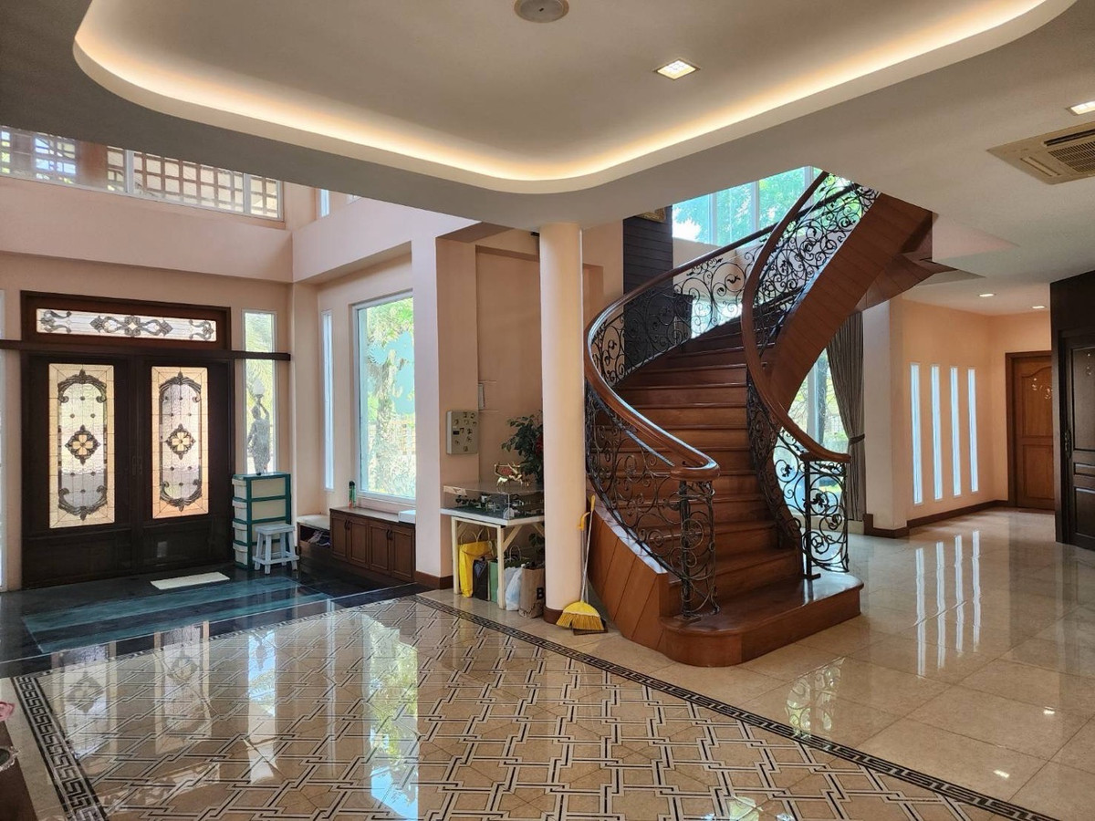 ขายบ้านบางนา แบริ่ง ลาซาล : คฤหาส์นในฝันของท่านนักกอล์ฟ ติด“Summit WindMill Gofl Clubในตำนาน”ใกล้สนามบินสุวรรณภูมิ ย่านนักธุรกิจชั้นนำ