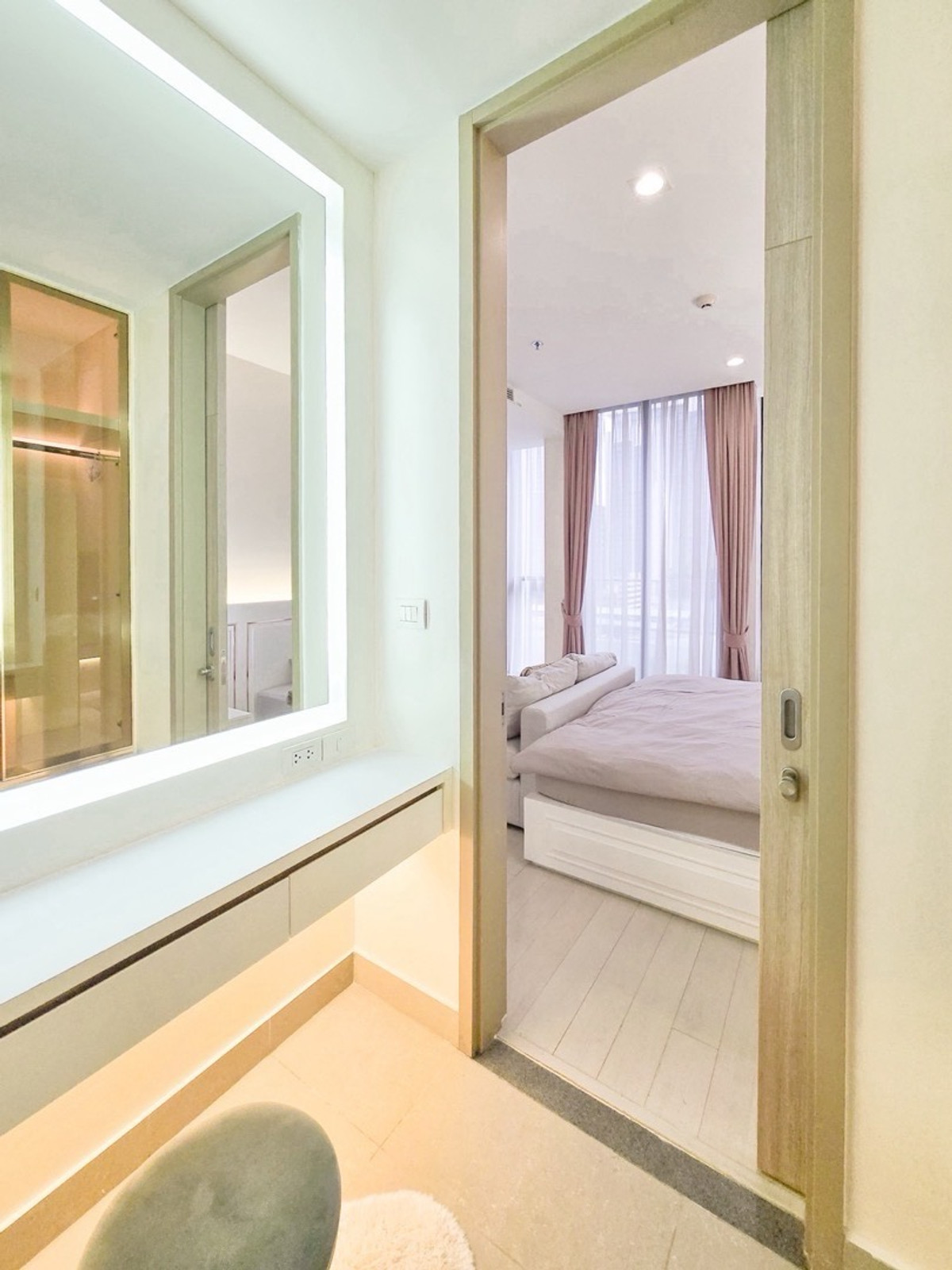 ให้เช่าคอนโดวิทยุ ชิดลม หลังสวน : ✨ For Rent ✨ Noble Ploenchit / 45 Sqm. / 9th Floor / Fully Furnished / 30,000 THB 🔥