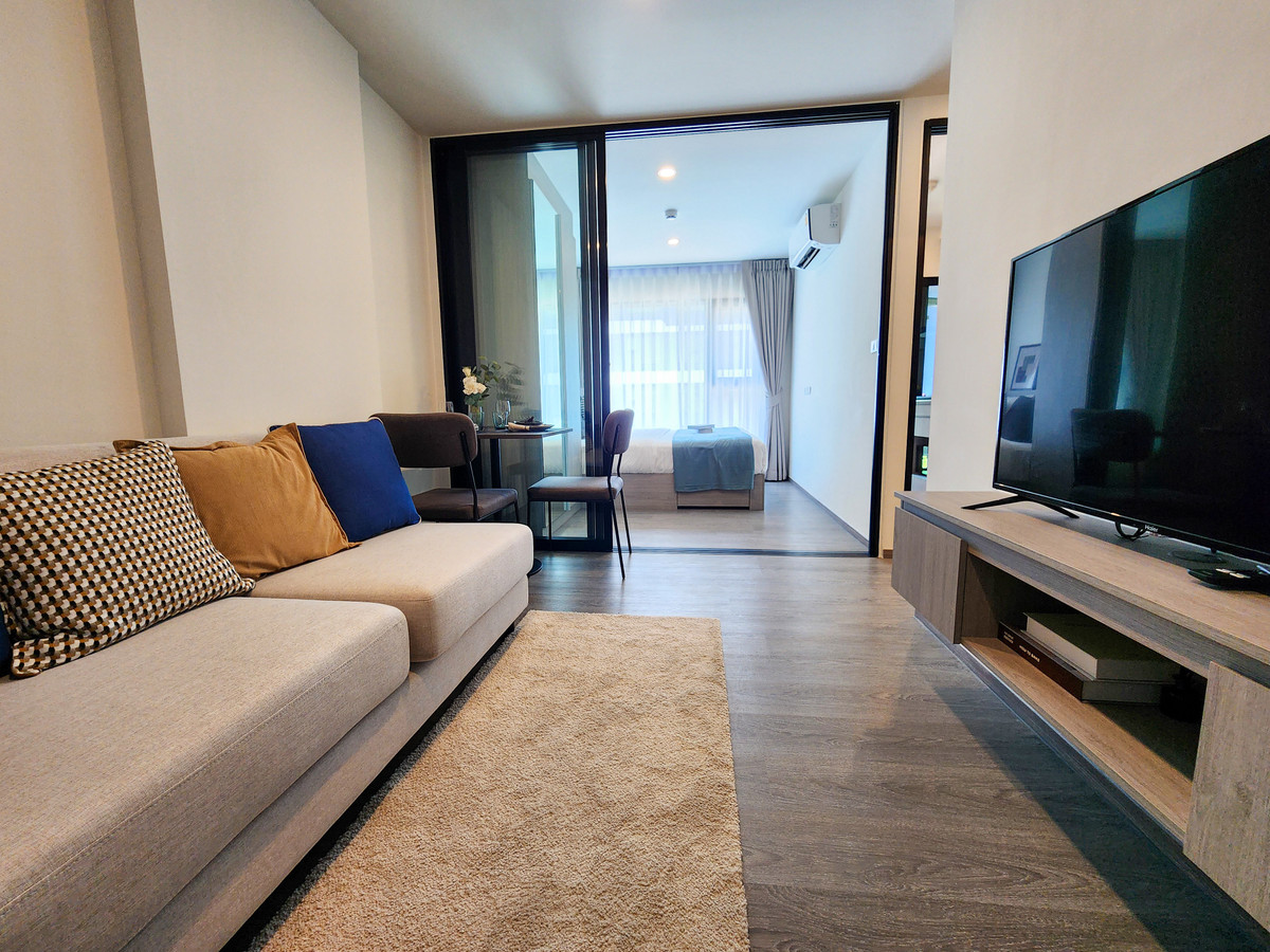 For RentCondoSriracha Laem Chabang Ban Bueng : 🔥 Short term rental ❤️ Brixton Kaset Sriracha Campus 💎 SMART CLOSET I 1 Bedroom I 26 SQM.