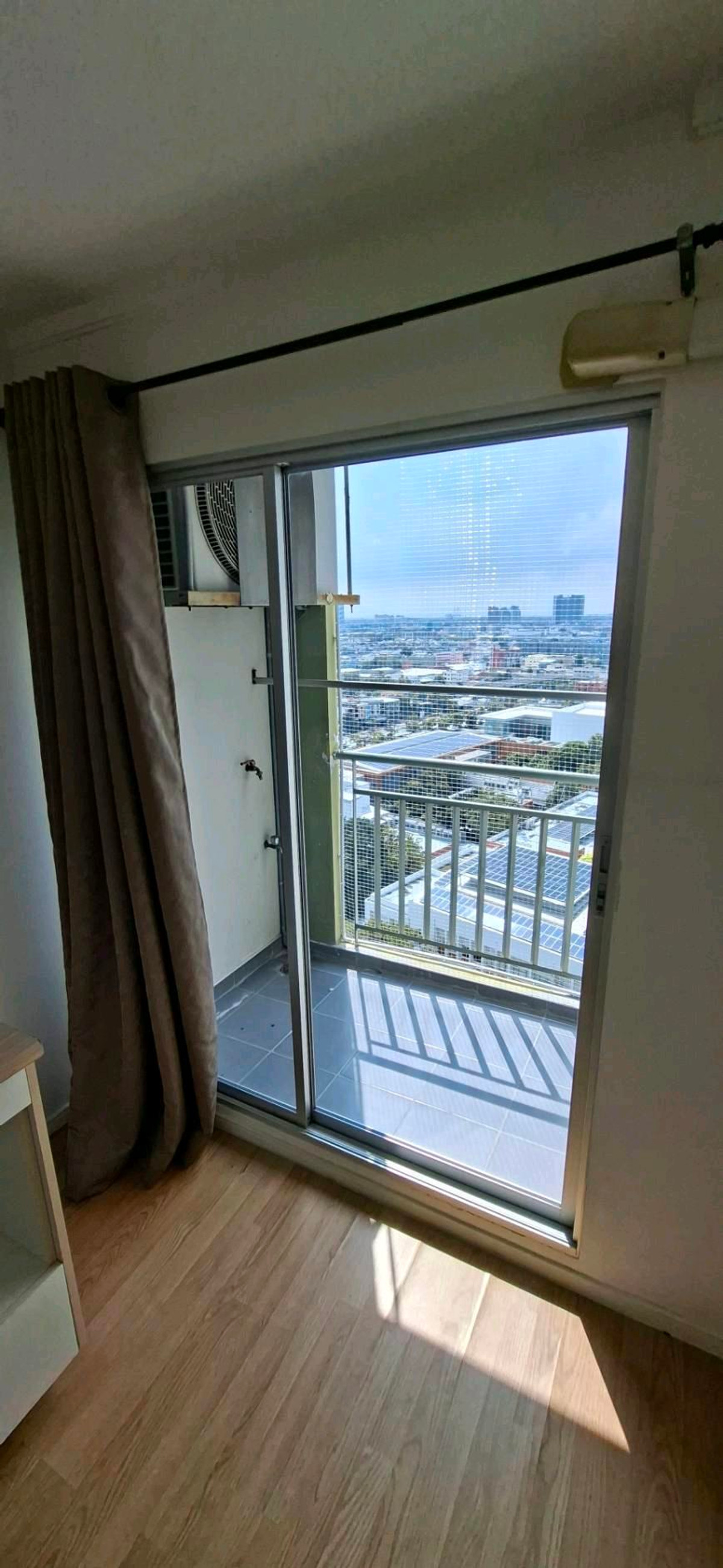 ขายคอนโดบางนา แบริ่ง ลาซาล : ขายต่ำกว่าราคาประเมินด่วน​ 1.06ล.​ คอนโด​ (ใกล้BTS​ + mrt)​ ลุมพินี วิลล์ ลาซาล - แบริ่ง ชั้นสูง​ วิวสวย