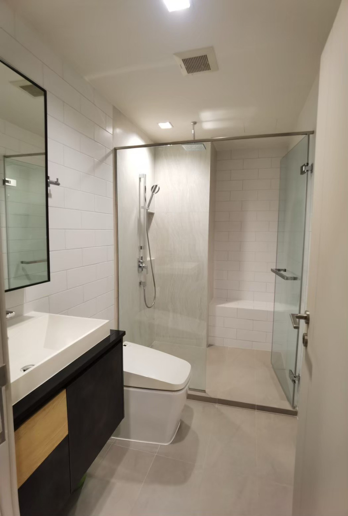 For RentCondoSapankwai,Jatujak : THE LINE Jatujak - Mochit (The Line Jatujak-Mochit) 🍀Ready to move in, 3 bedrooms, 2 bathrooms.