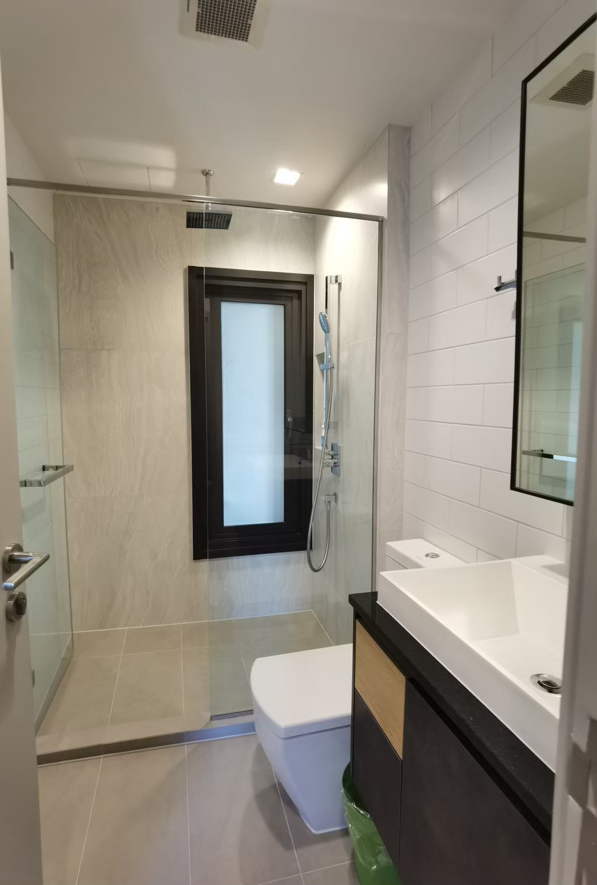 For RentCondoSapankwai,Jatujak : THE LINE Jatujak - Mochit (The Line Jatujak-Mochit) 🍀Ready to move in, 3 bedrooms, 2 bathrooms.