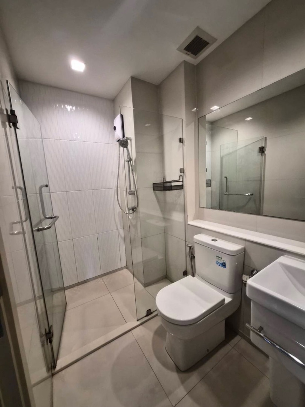 ให้เช่าคอนโดวิทยุ ชิดลม หลังสวน : 🔥ให้เช่าด่วน🔥 Life One Wireless คอนโดทำเลถนนวิทยุ ใจกลางย่านธุรกิจ (CBD) ใกล้ BTS เพลินจิต เดินทางสะดวก เชื่อมต่อย่านสำคัญของเมืองได้ง่าย