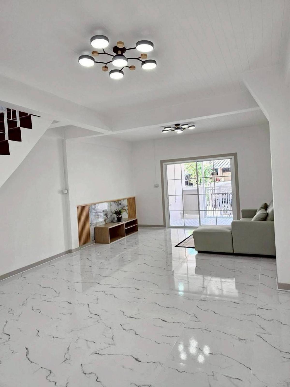 ขายทาวน์โฮมนนทบุรี บางใหญ่ บางบัวทอง : ขายทาวน์เฮ้าส์/ทาวน์โฮม  นันทิชา 1 รีโนเวทใหม่ บางบัวทอง บางบัวทอง นนทบุรี CX-141377